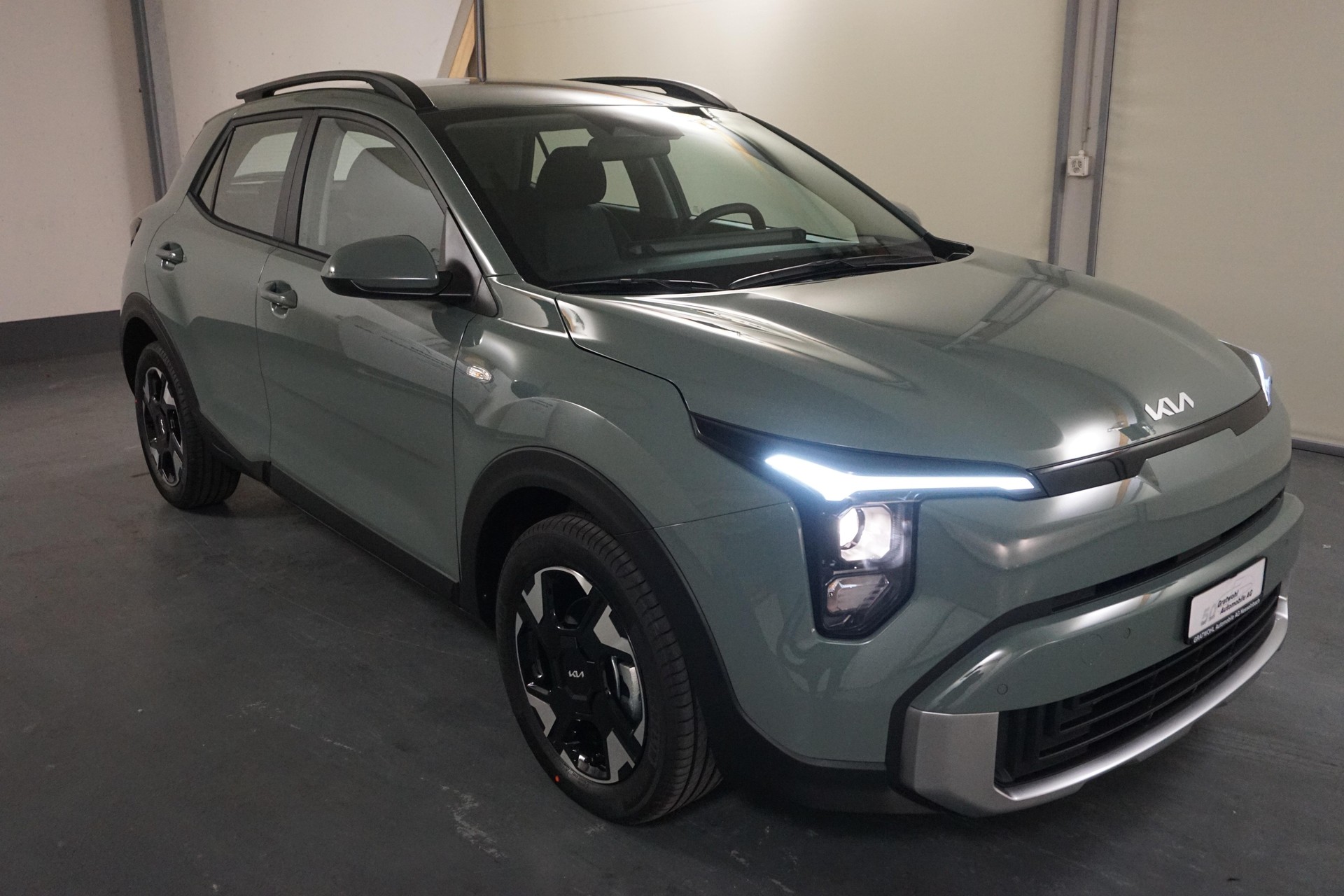 KIA Stonic 1.0 T-GDi-showroom-element-2