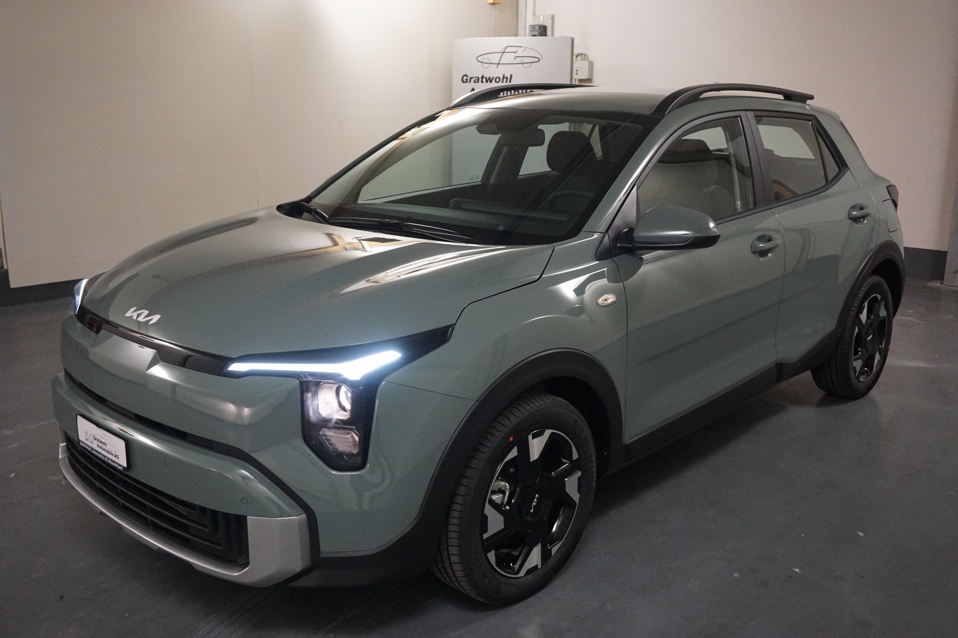 KIA Stonic 1.0 T-GDi-showroom-element-1