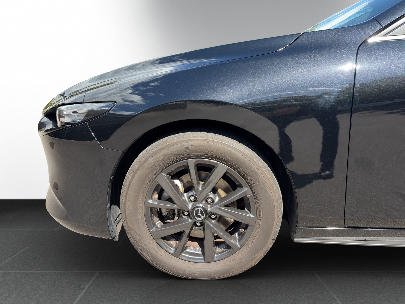 MAZDA 3 HB G 122 Ambition-image-3