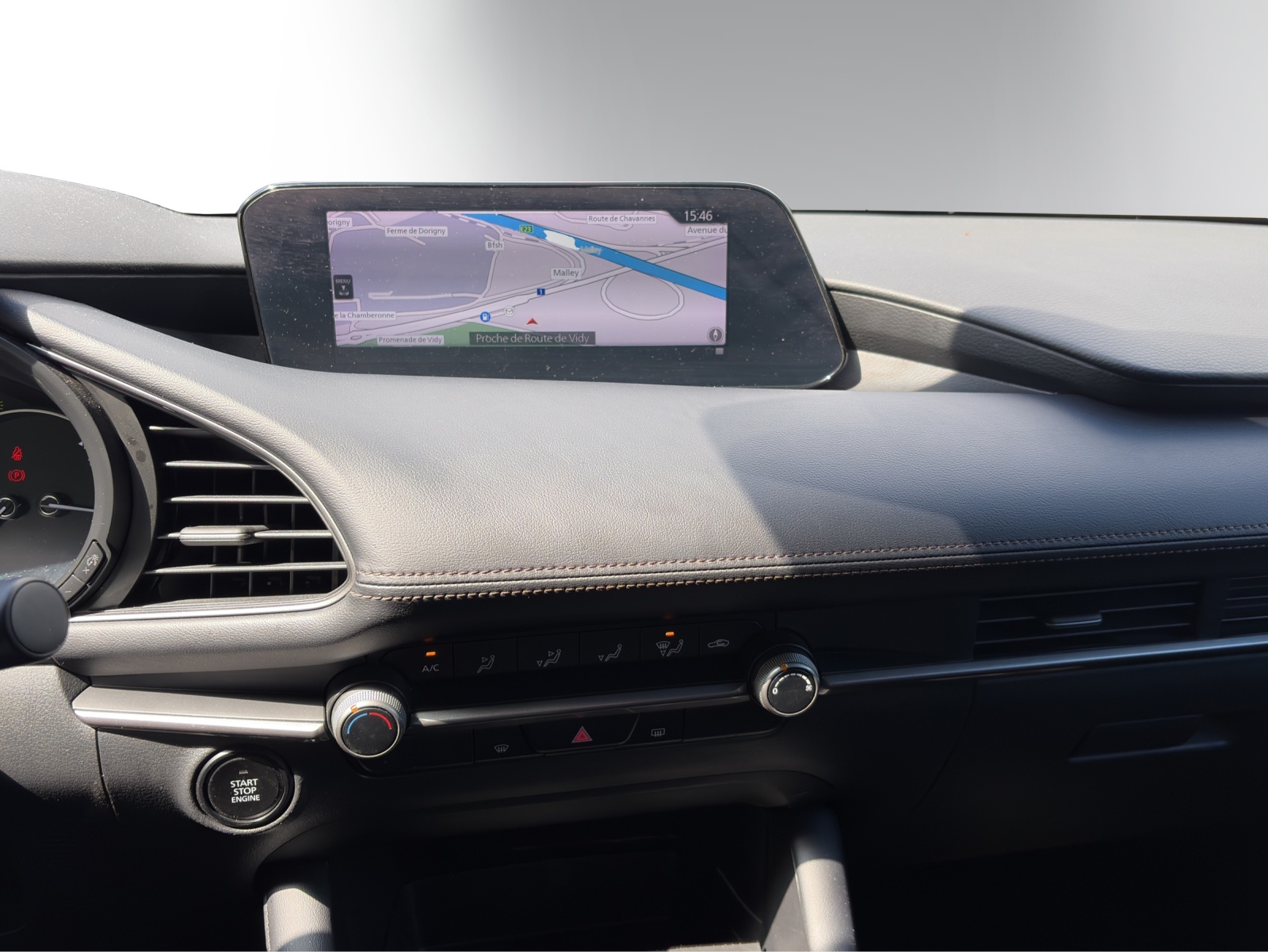MAZDA 3 HB G 122 Ambition-image-8