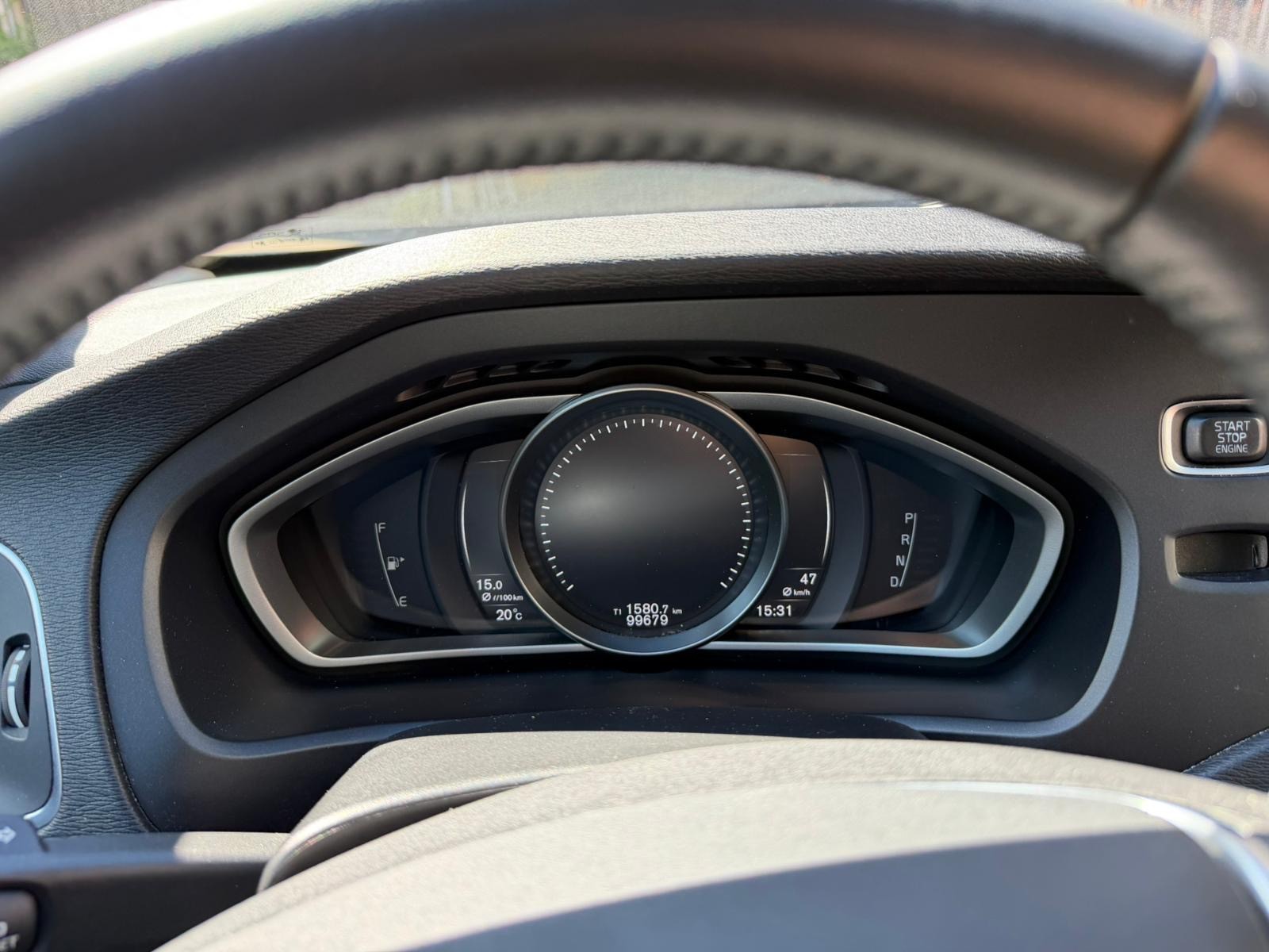 VOLVO V40 Cross Country Pro T4 AWD Geartronic-image-13