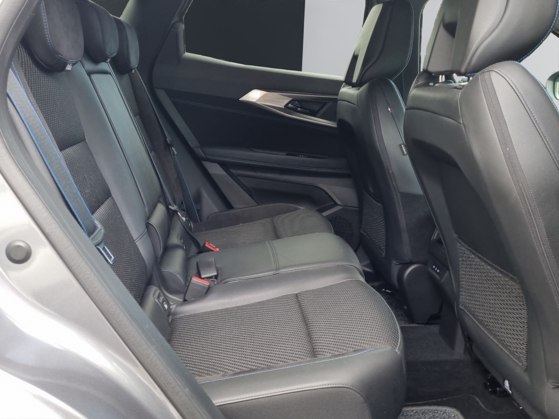 RENAULT Austral 1.2 E-Tech iconic esprit Alpine-image-13