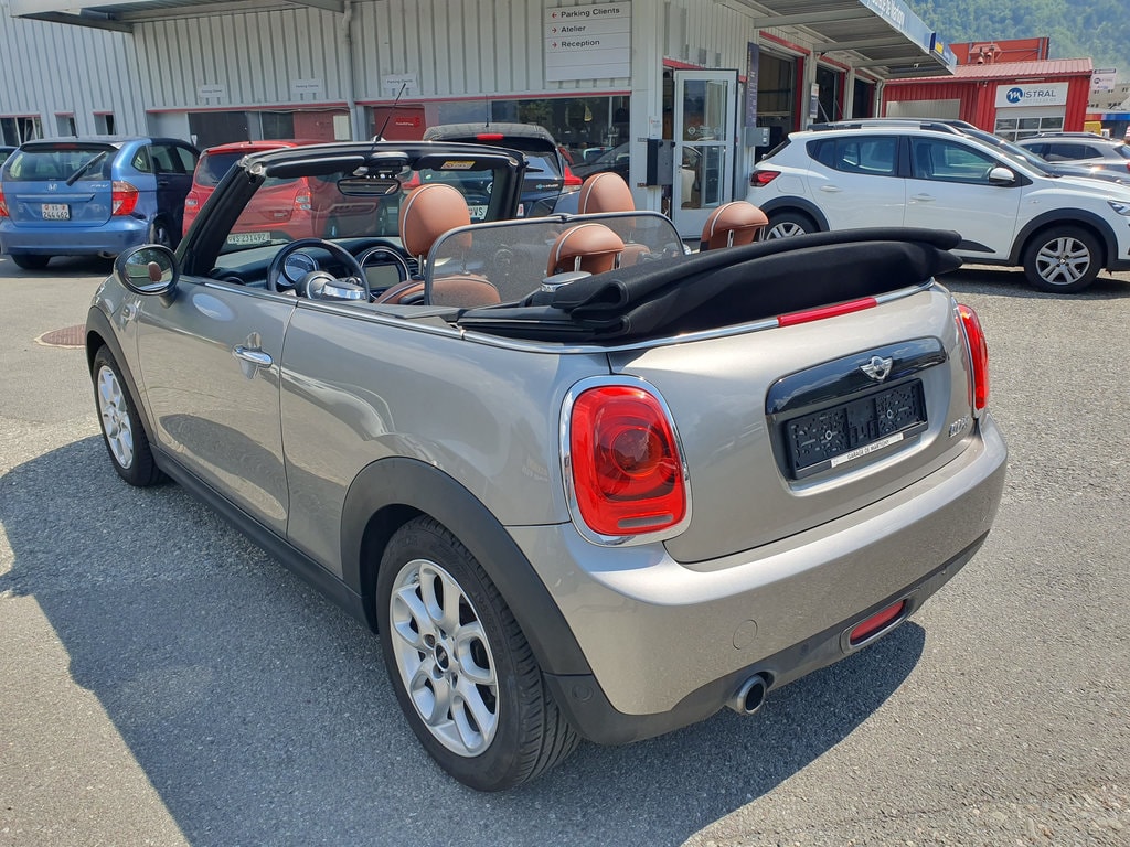 MINI Cooper Cabriolet-image-5