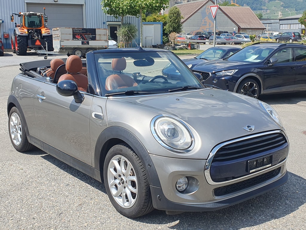 MINI Cooper Cabriolet-image-2