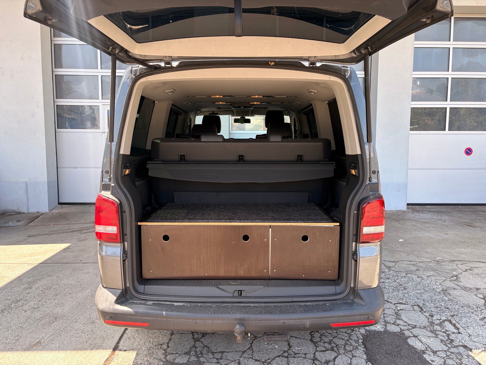 VW T5 Multivan 2.0 Bi-TDI CR Panamericana 4Motion DSG-image-9
