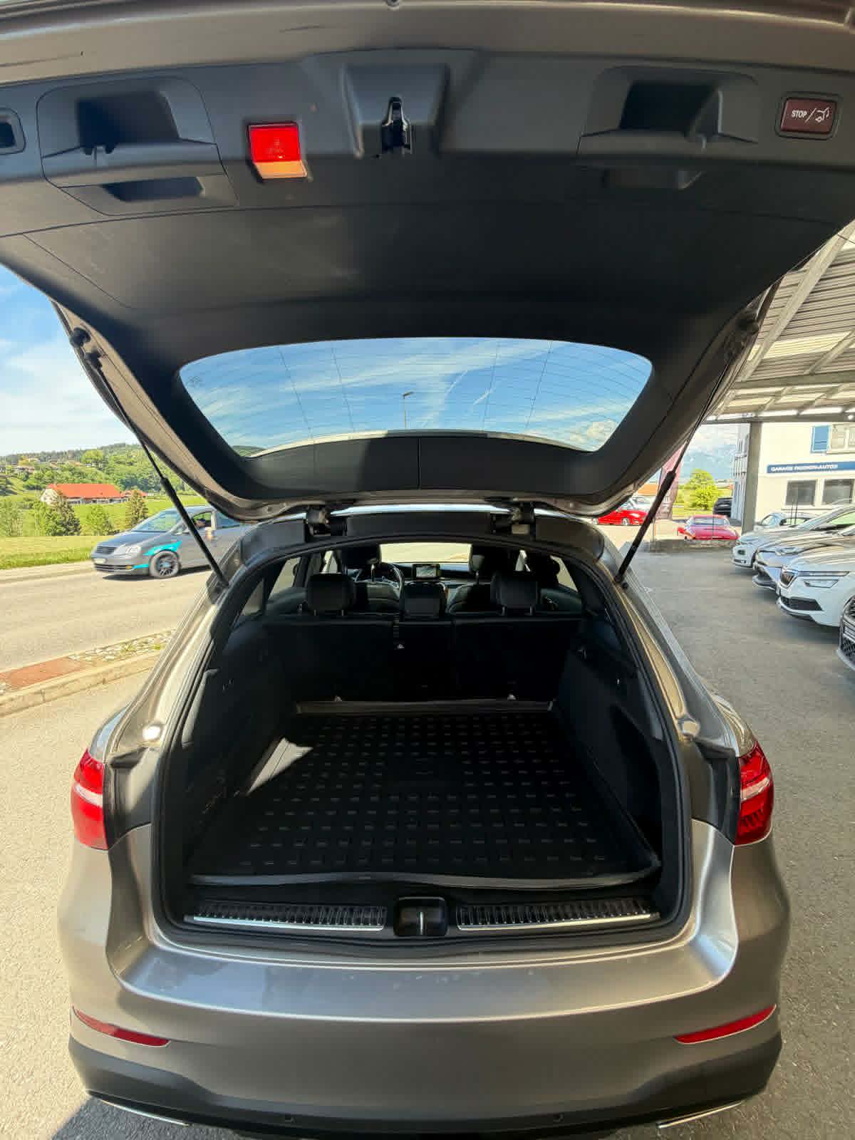 MERCEDES-BENZ GLC 250 AMG Line 4Matic 9G-Tronic-image-14