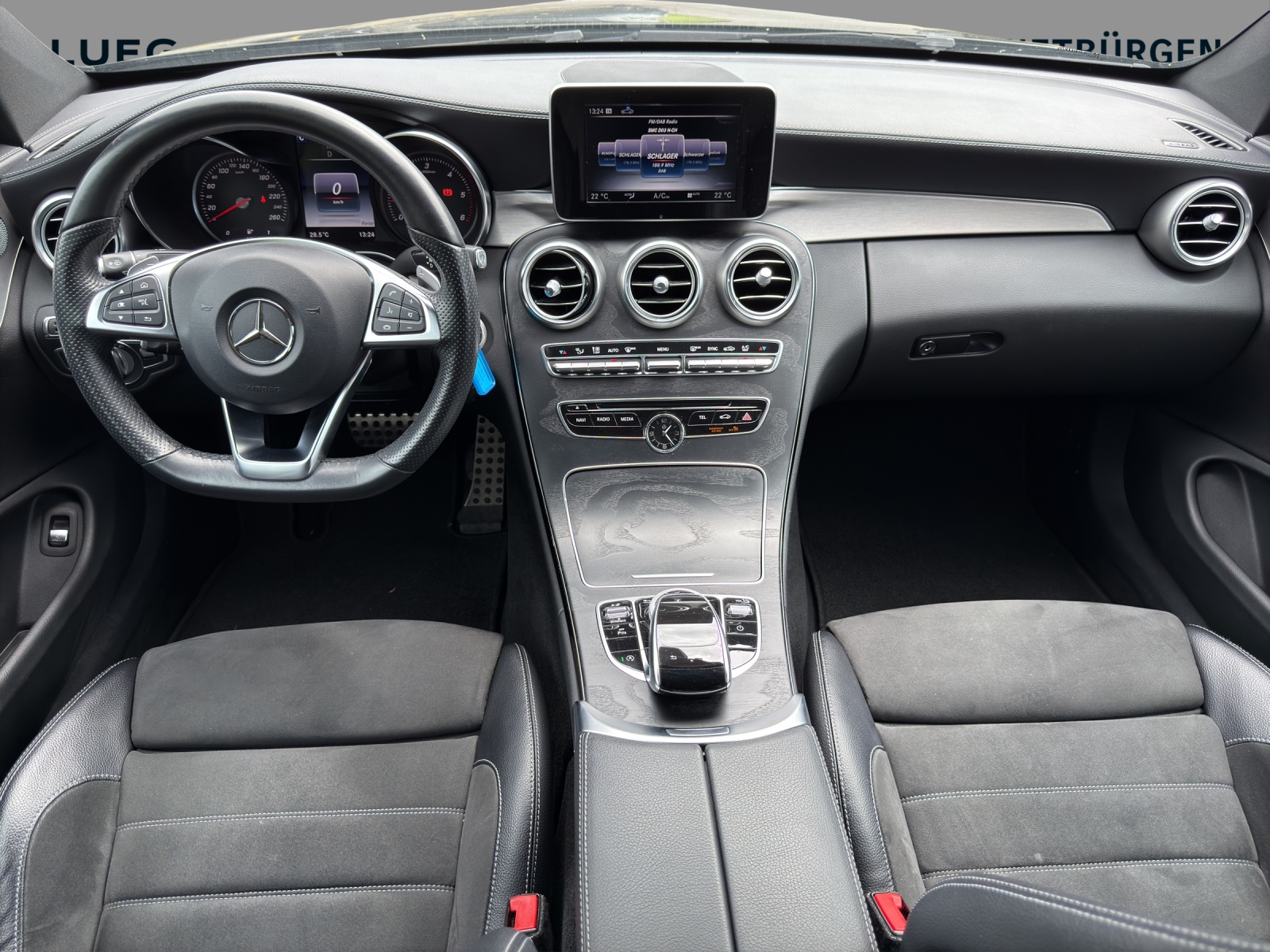 MERCEDES-BENZ C 250 d AMG Line Coupé 9G-Tronic-image-9