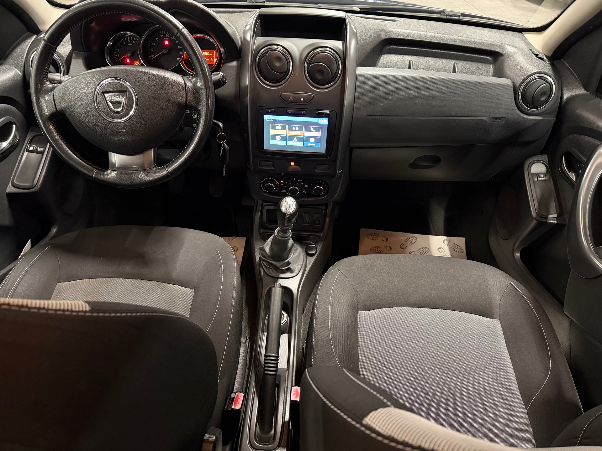 DACIA Duster 1.2 T Ambiance 4x2-image-12