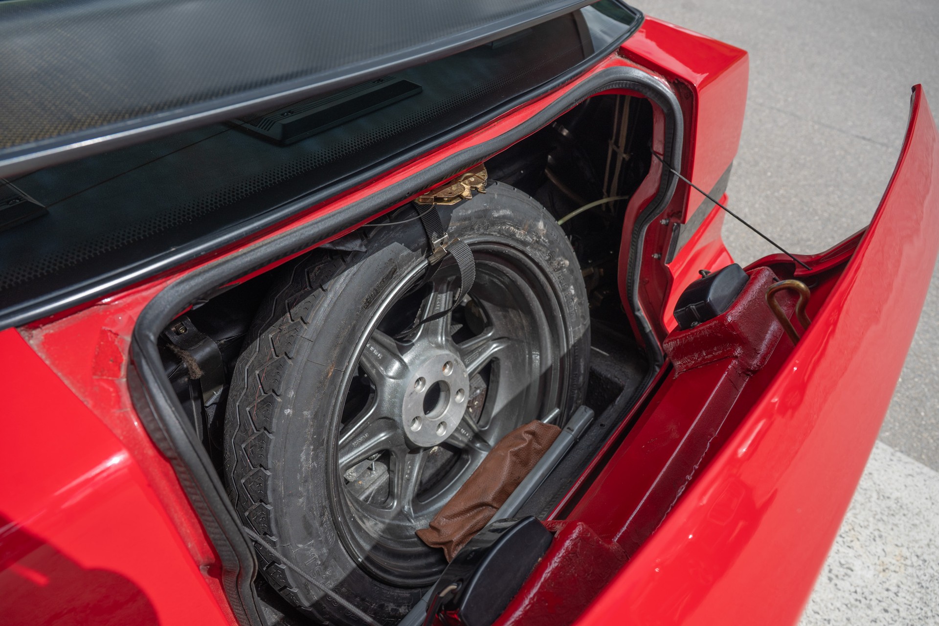 ALFA ROMEO S.Z. (ES30)-image-15