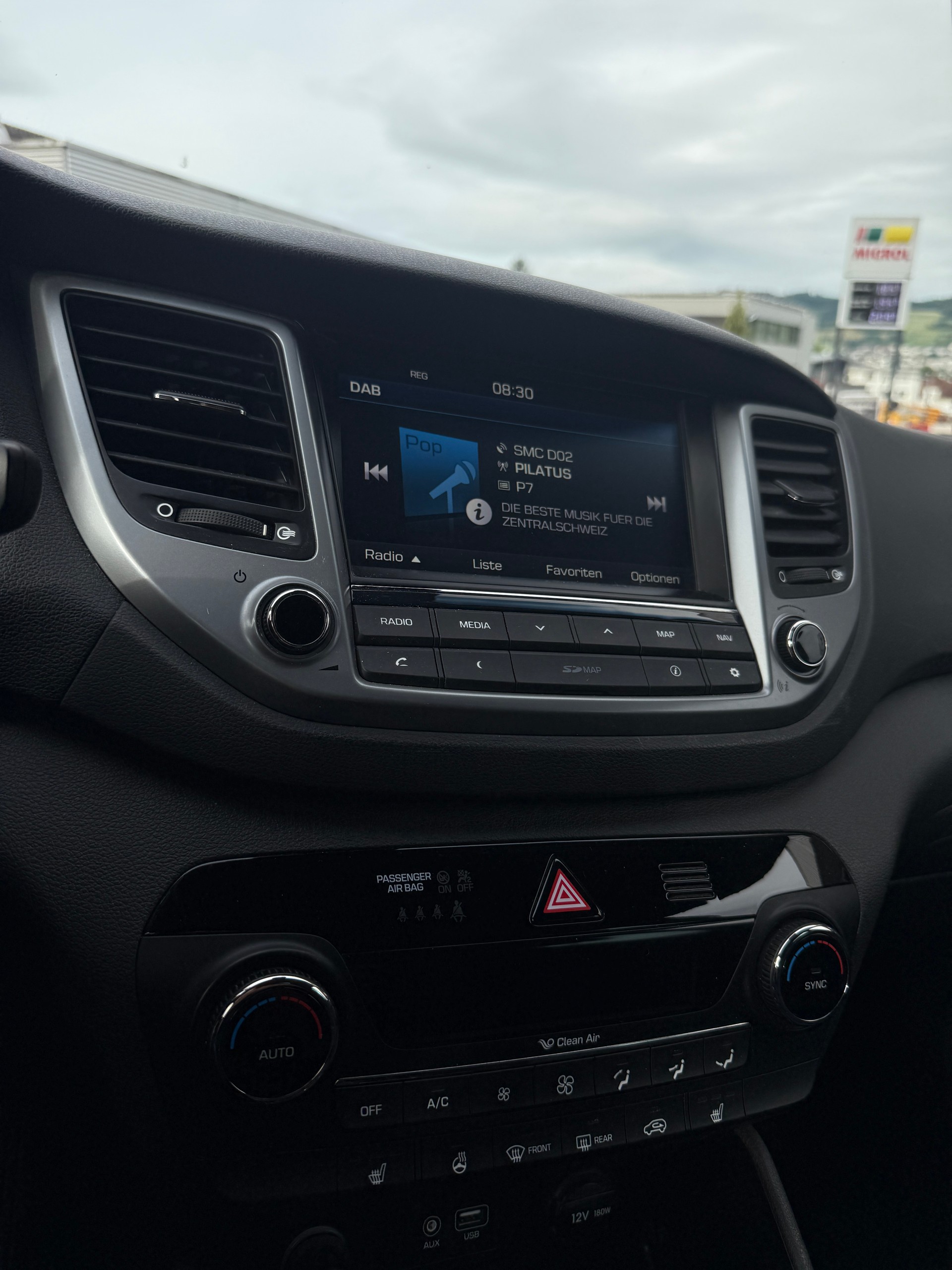HYUNDAI Tucson 2.0 CRDI Plena 4WD Automatic-image-9