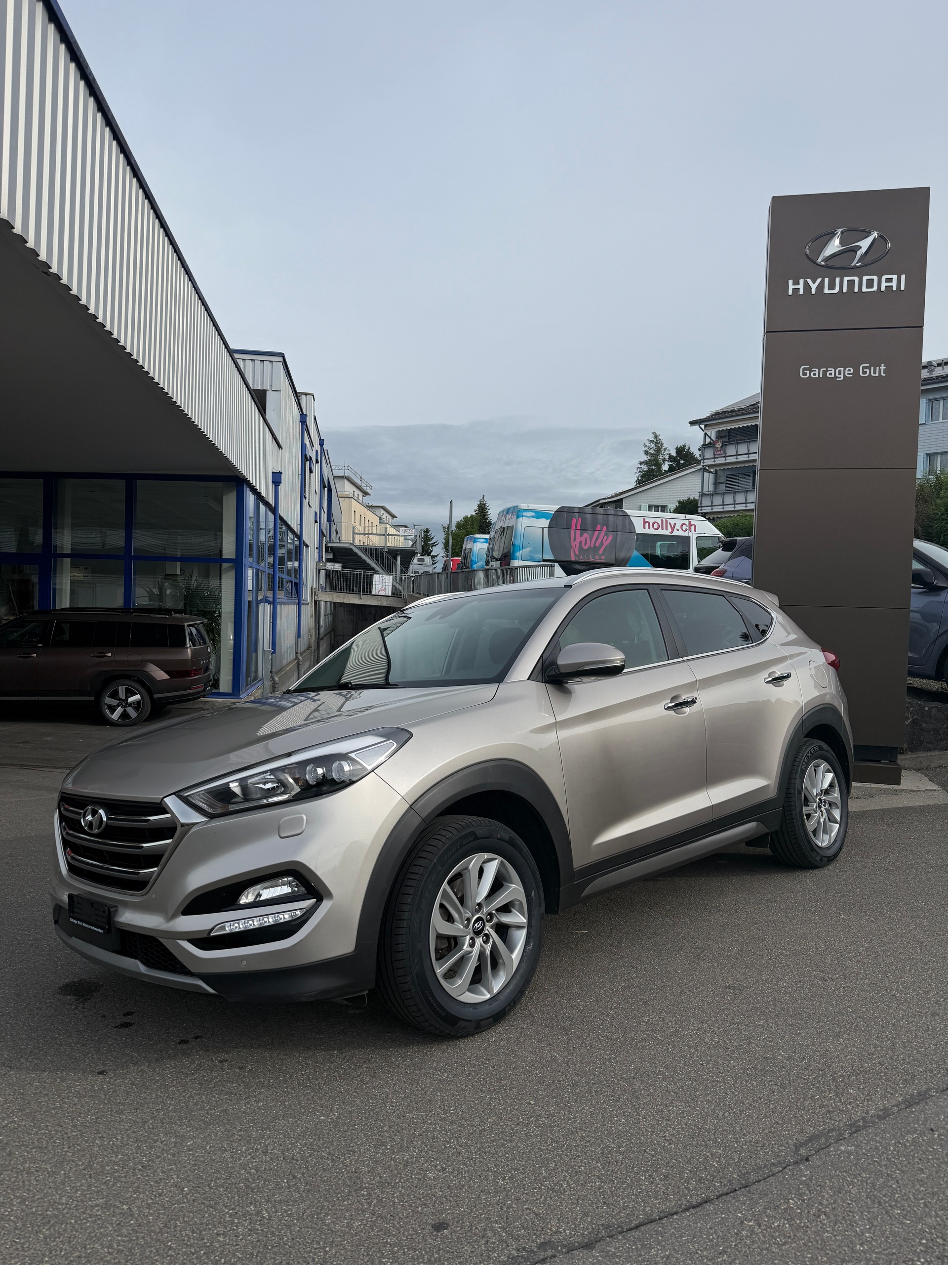 HYUNDAI Tucson 2.0 CRDI Plena 4WD Automatic-image-1