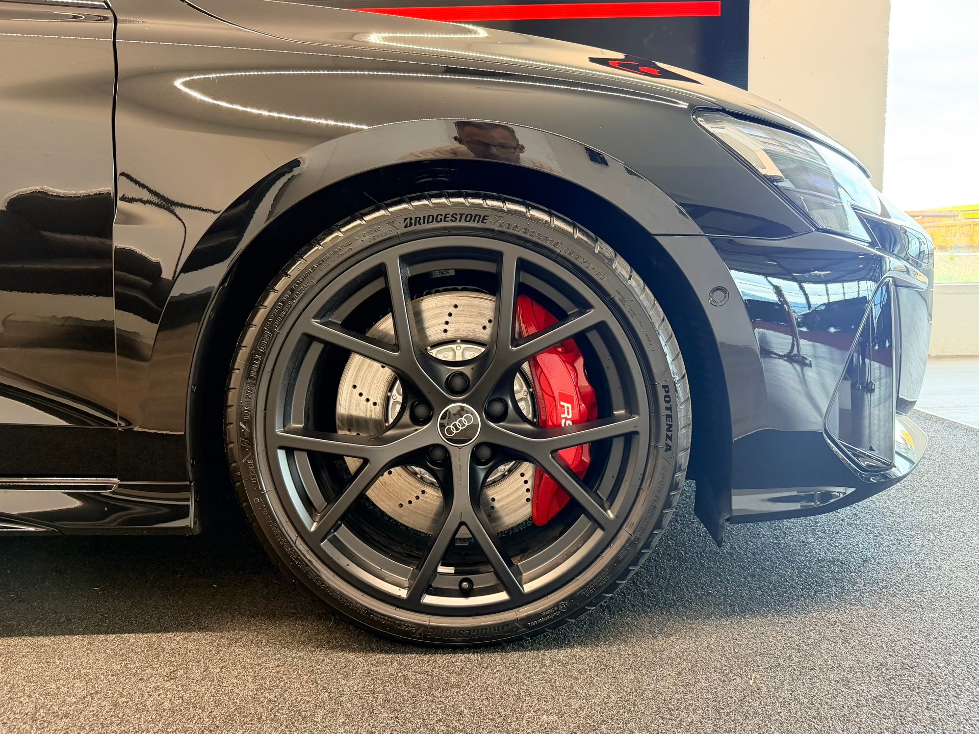 AUDI RS3 Sportback 2.5 TSI quattro S-tronic-image-5