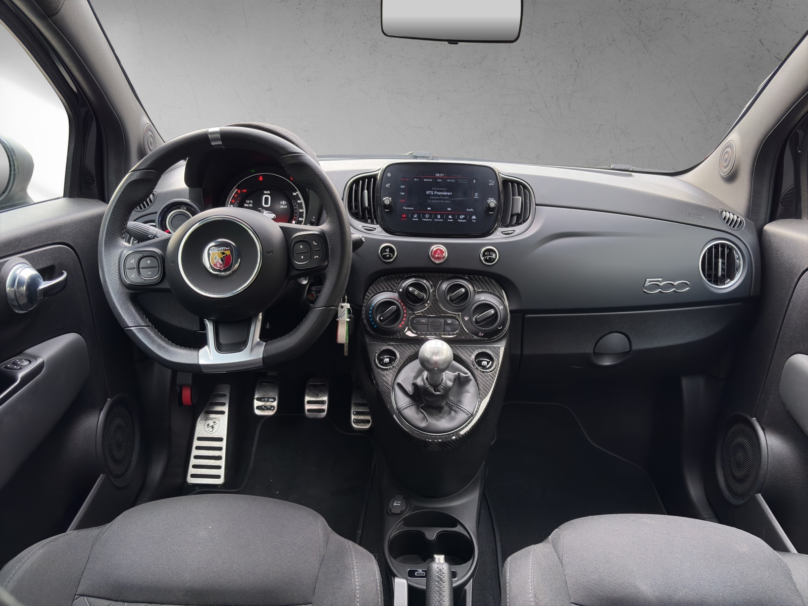 FIAT 595 1.4 16V Turbo Abarth 595 Premium Grand Prix Edition-image-5