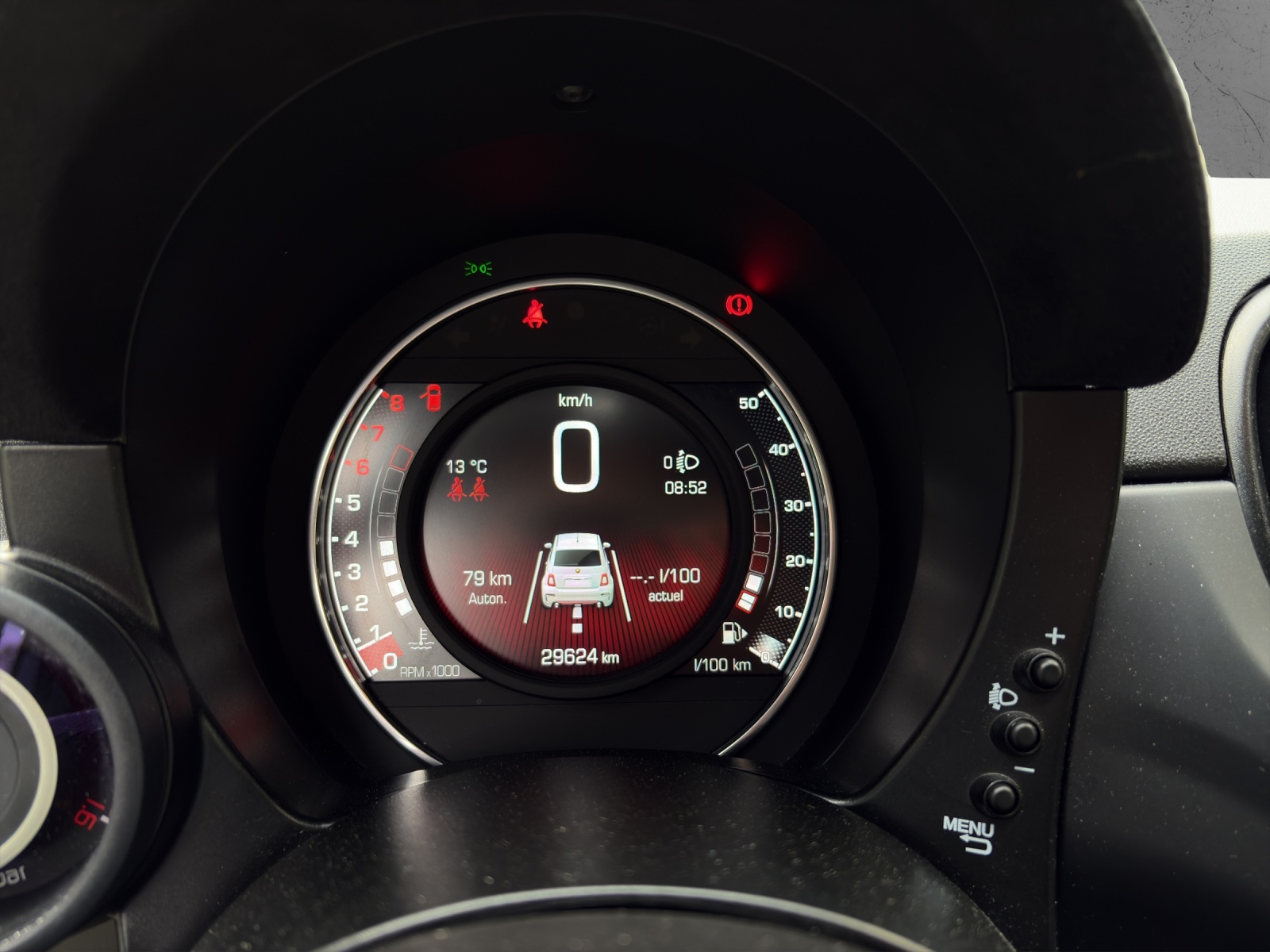FIAT 595 1.4 16V Turbo Abarth 595 Premium Grand Prix Edition-image-9