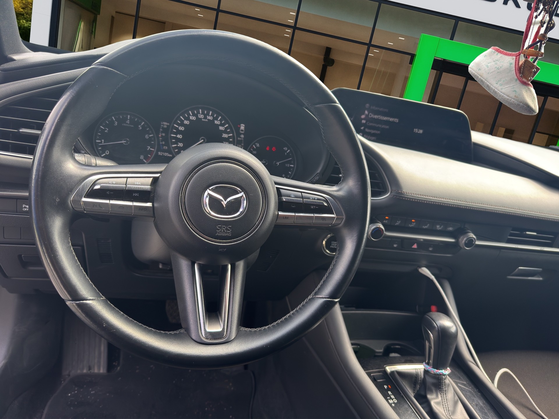 MAZDA 3 Hatchback SKYACTIV-X M Hybrid 180 Ambition Plus AWD-image-9