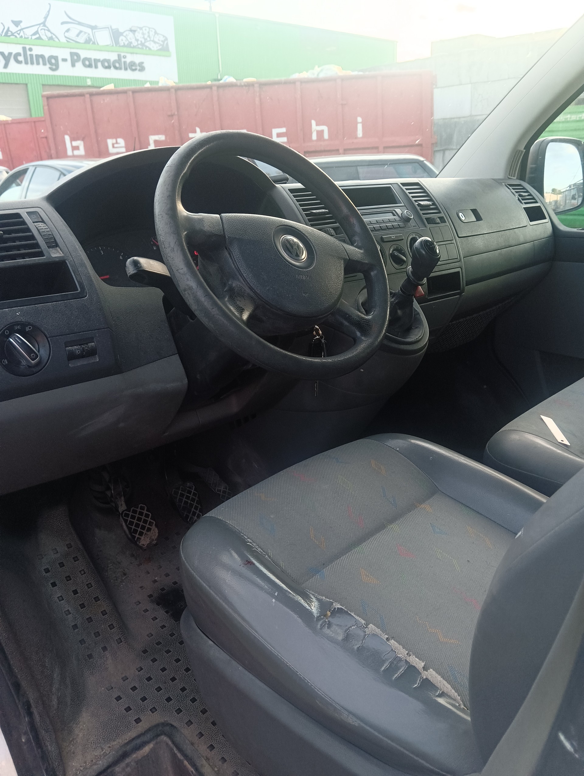 VW T5 1.9 TDI PD-image-4