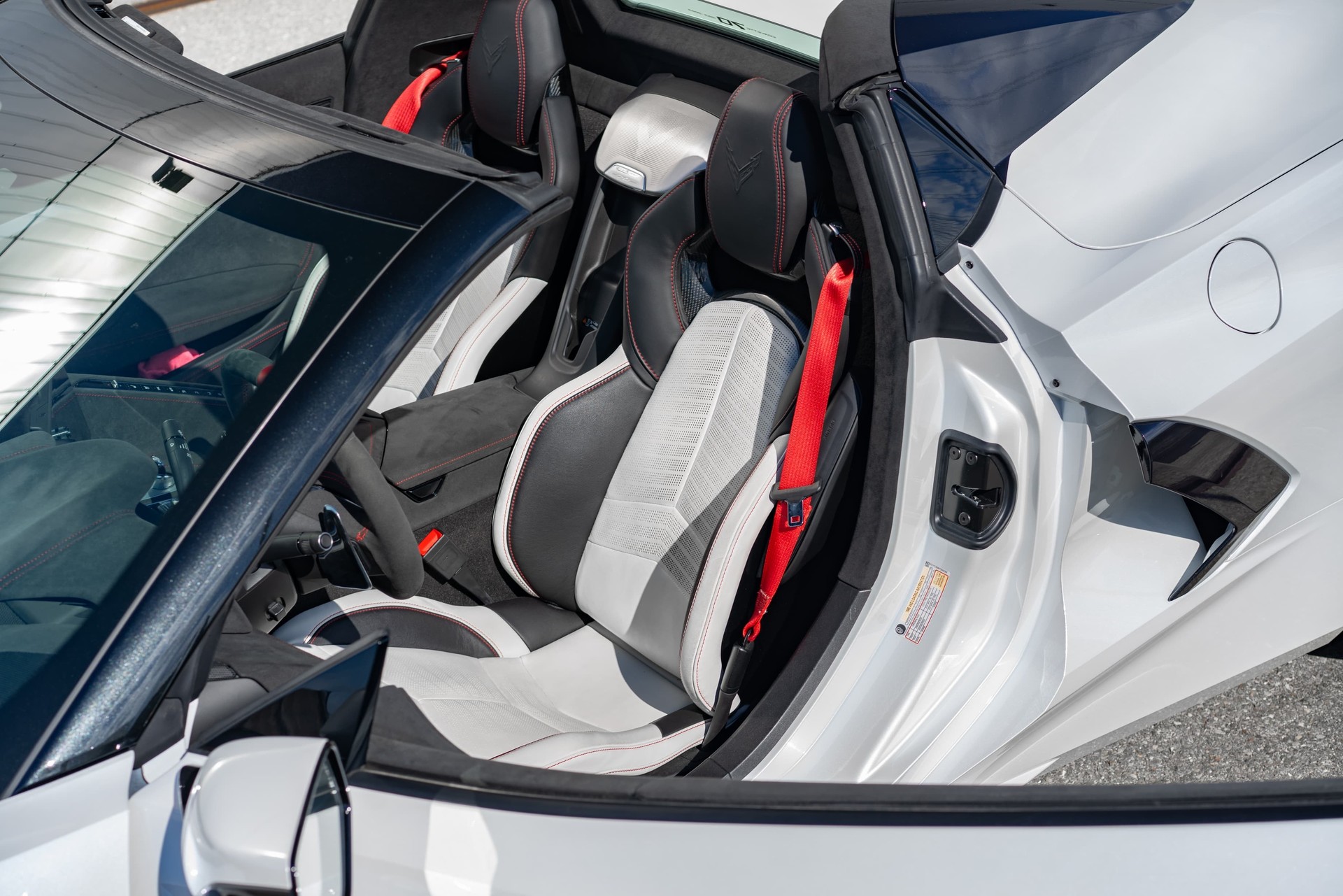 CHEVROLET Corvette C8 Stingray 3LT, Z51-Package, 70th Anniversary HTC-image-0