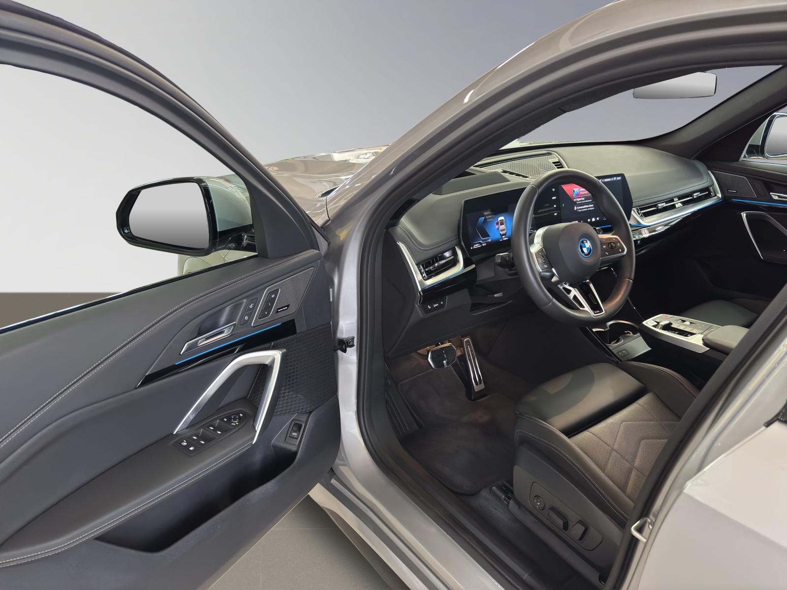 BMW X1 30e xDrive paddles-image-5