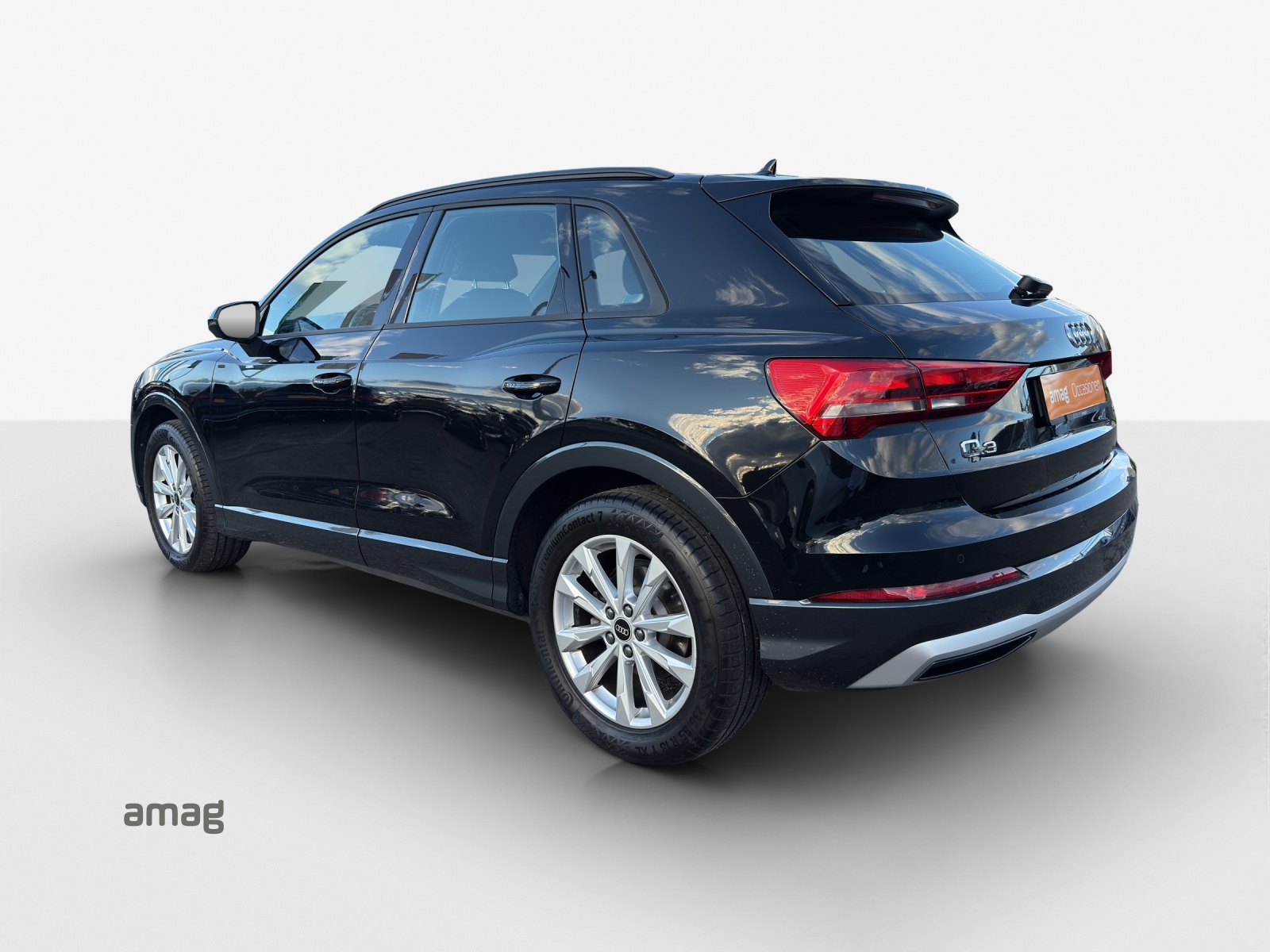 AUDI Q3 35 TDI advanced Attraction quattro S-tronic-image-2