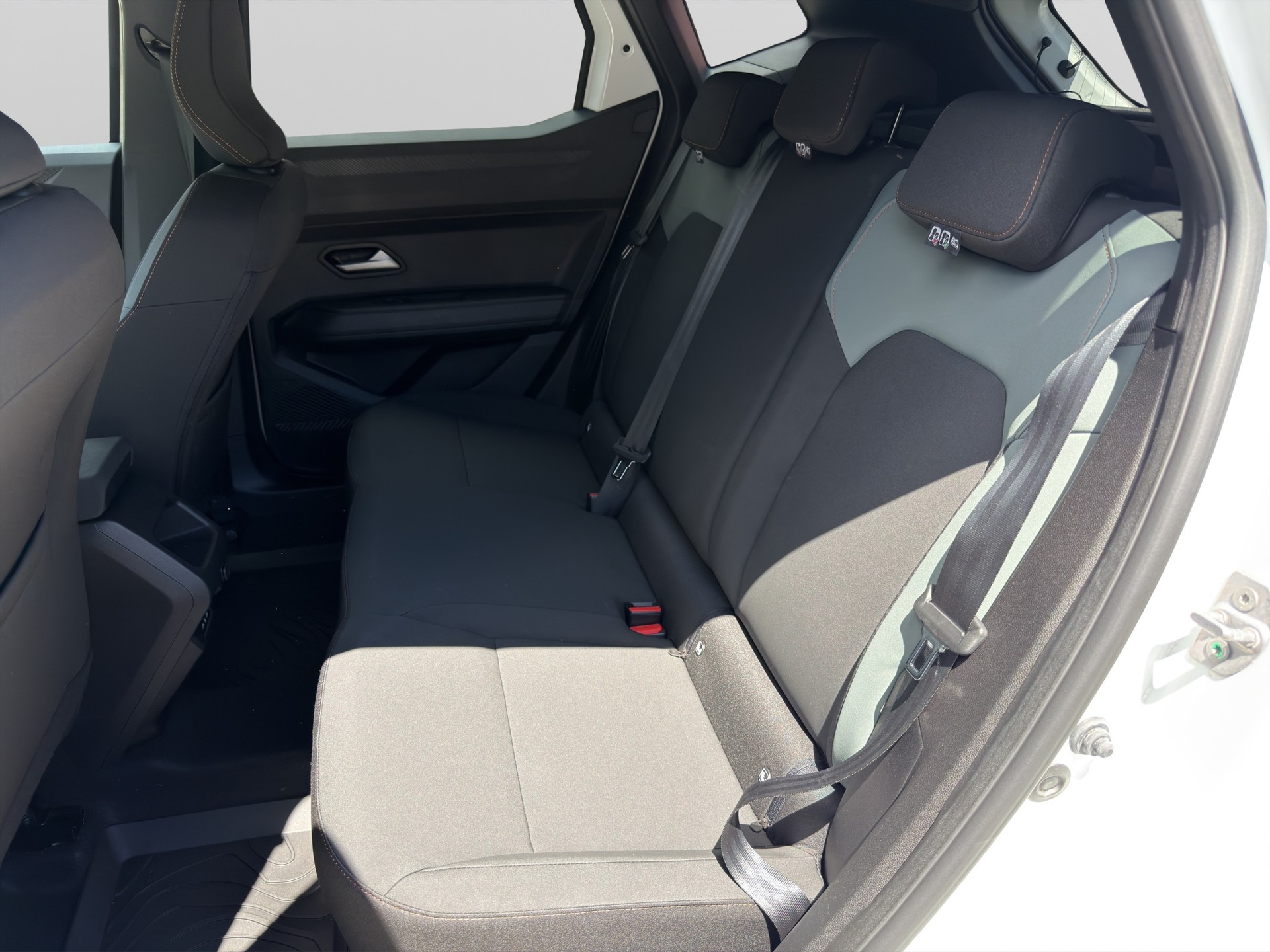 DACIA Duster TCe 130 48V Extreme 4x4-image-6