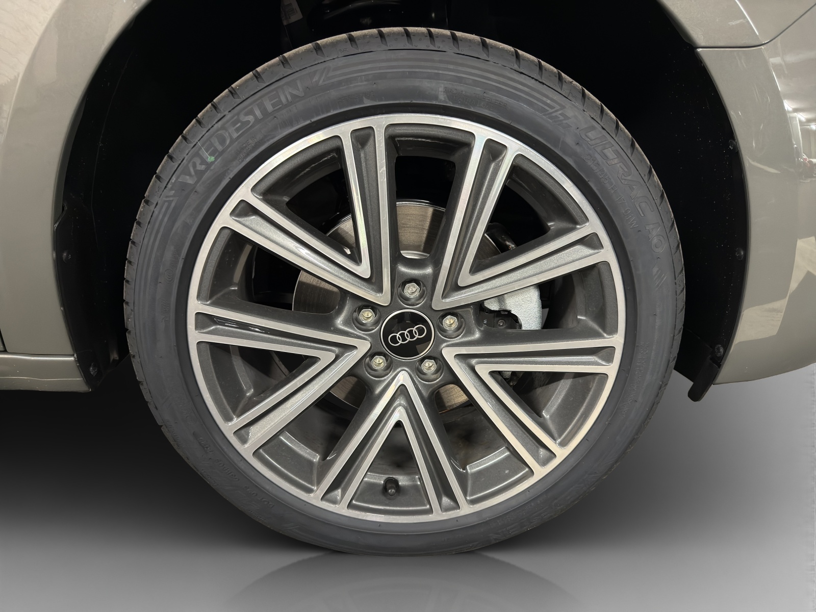 AUDI A1 Sportback 30 TFSI Attraction S-tronic-image-3