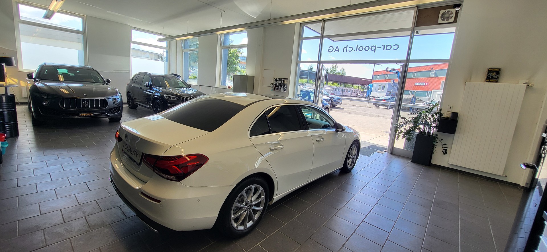 MERCEDES-BENZ A 200 Progressive 7G-DCT-image-10