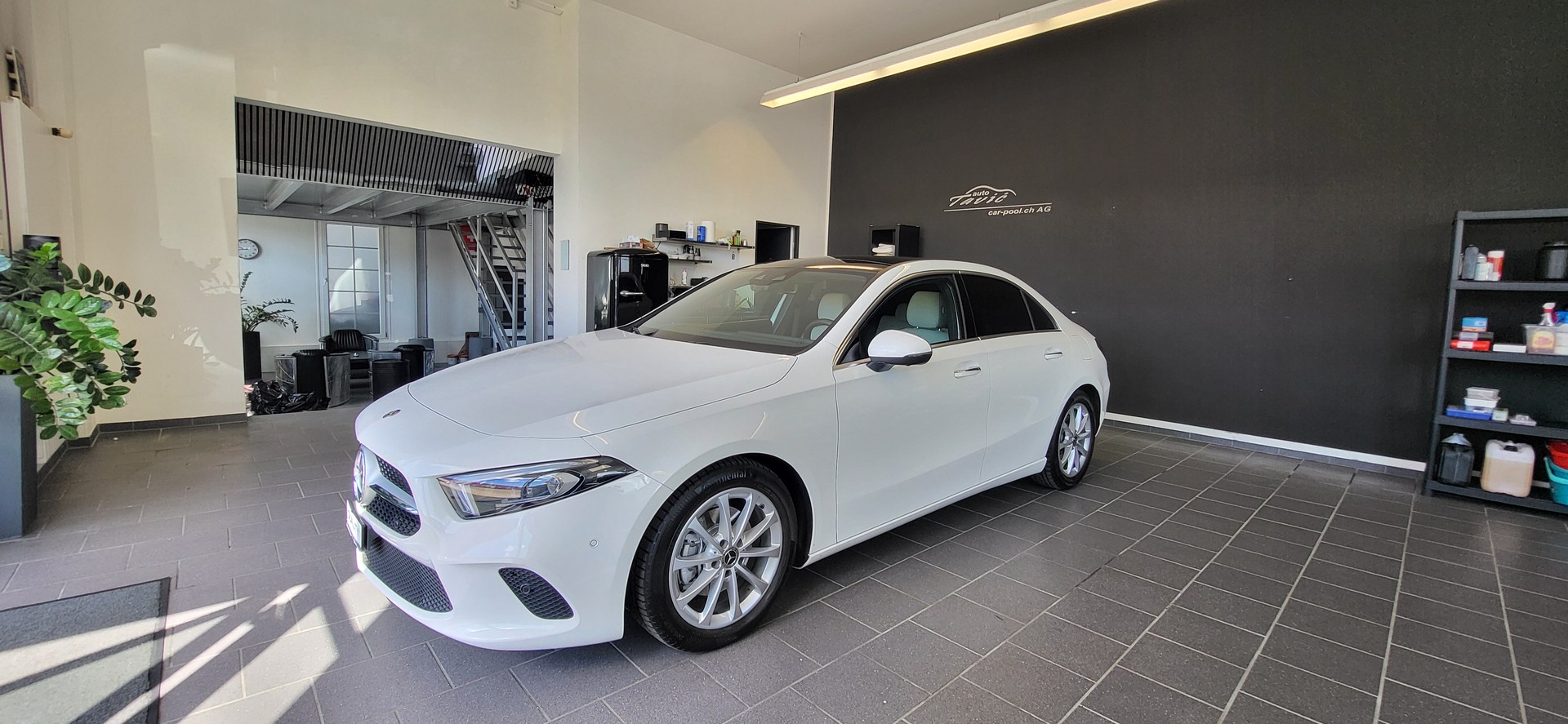 MERCEDES-BENZ A 200 Progressive 7G-DCT-image-1