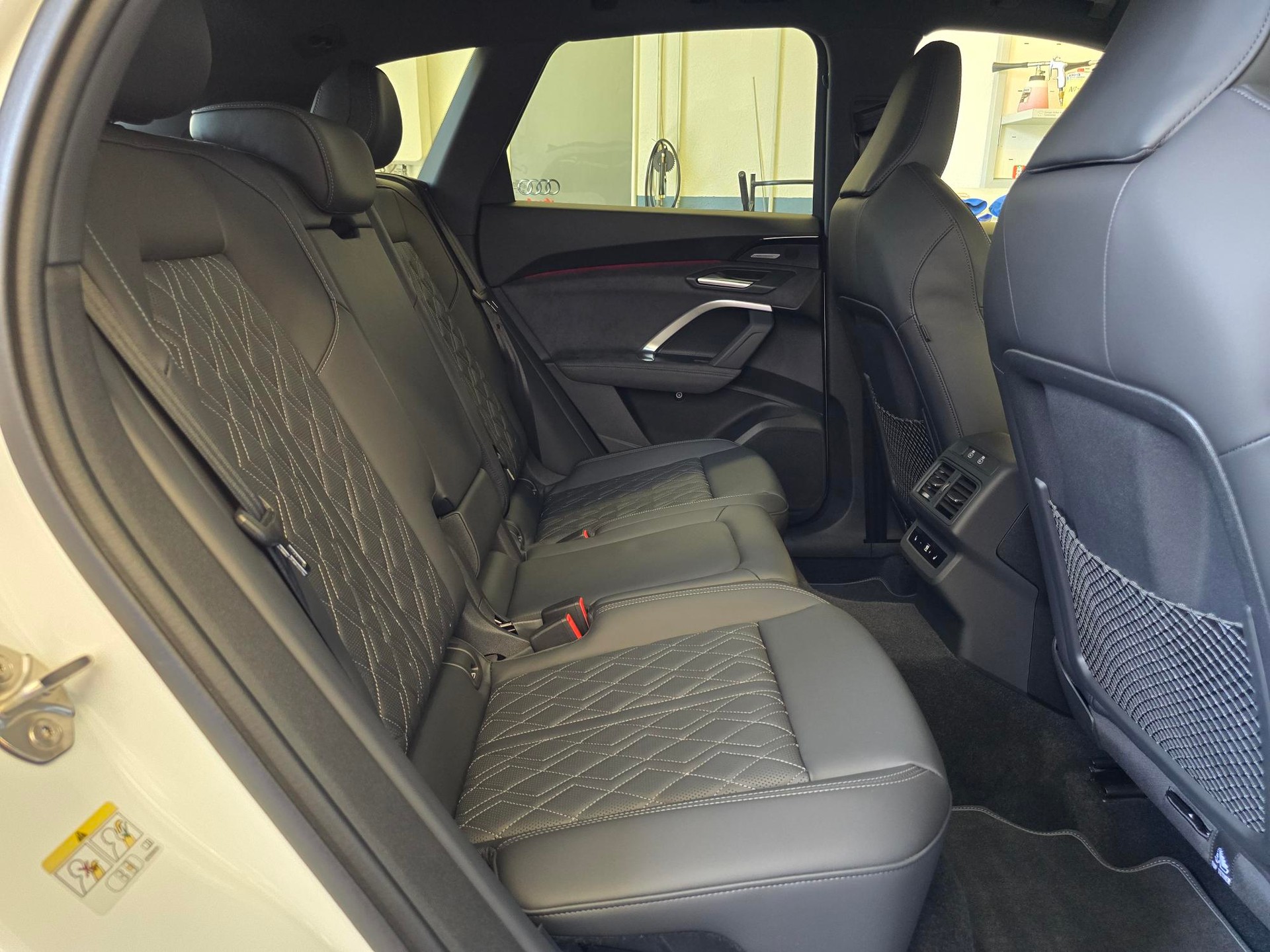 AUDI SQ5 TFSI quattro S-tronic-image-8