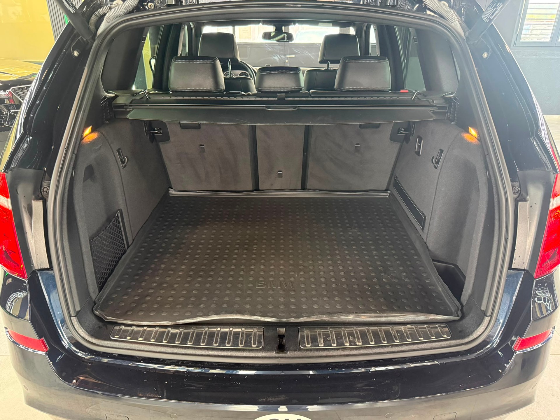 BMW X3 xDrive 30d Steptronic-image-15