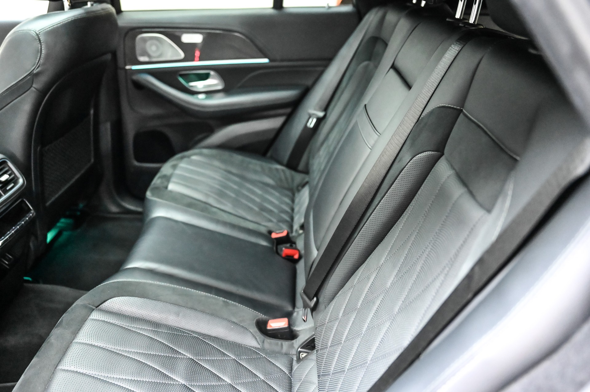 MERCEDES-BENZ GLE 63 S AMG 4matic+ Coupé-image-24