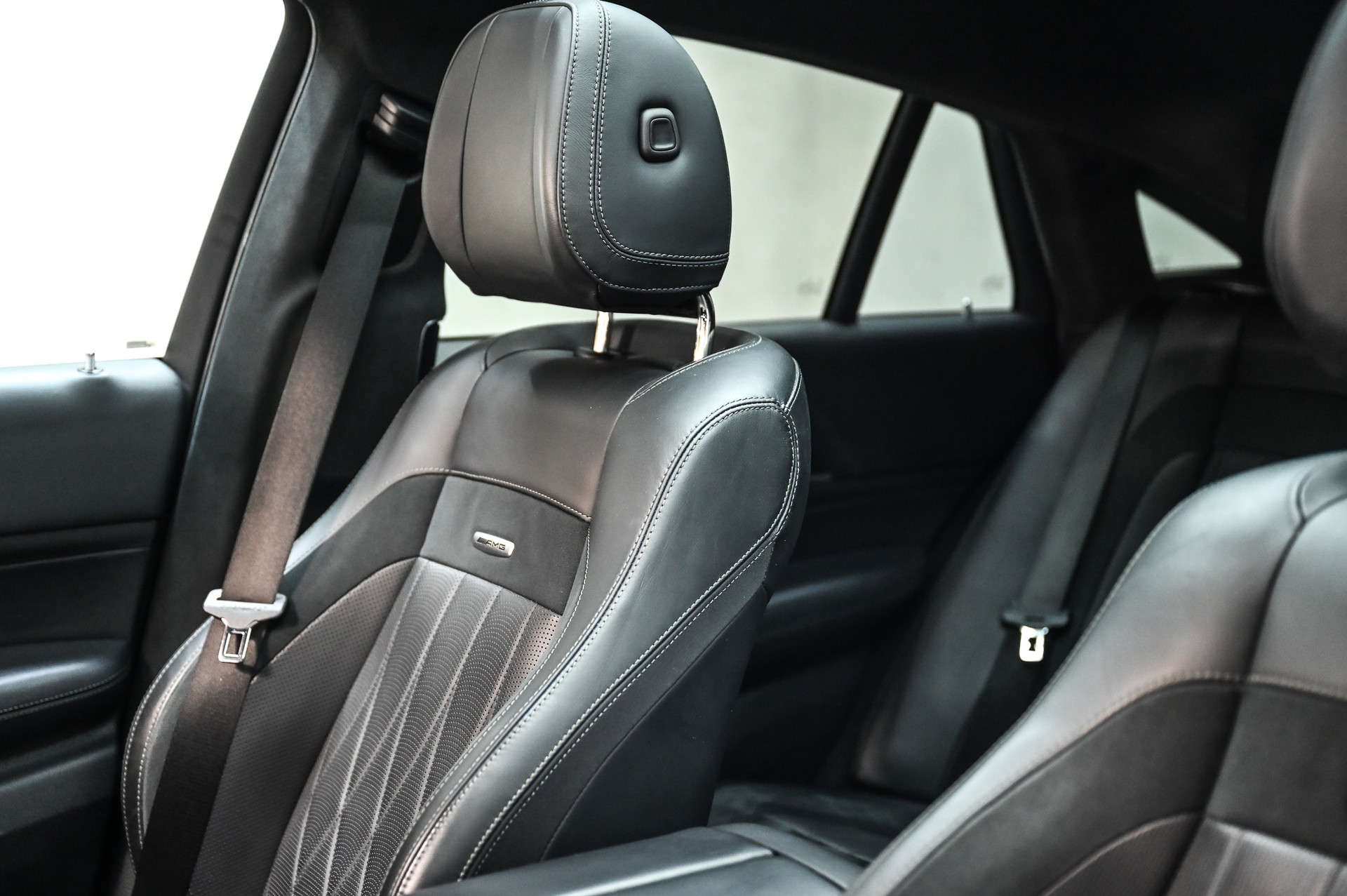 MERCEDES-BENZ GLE 63 S AMG 4matic+ Coupé-image-20