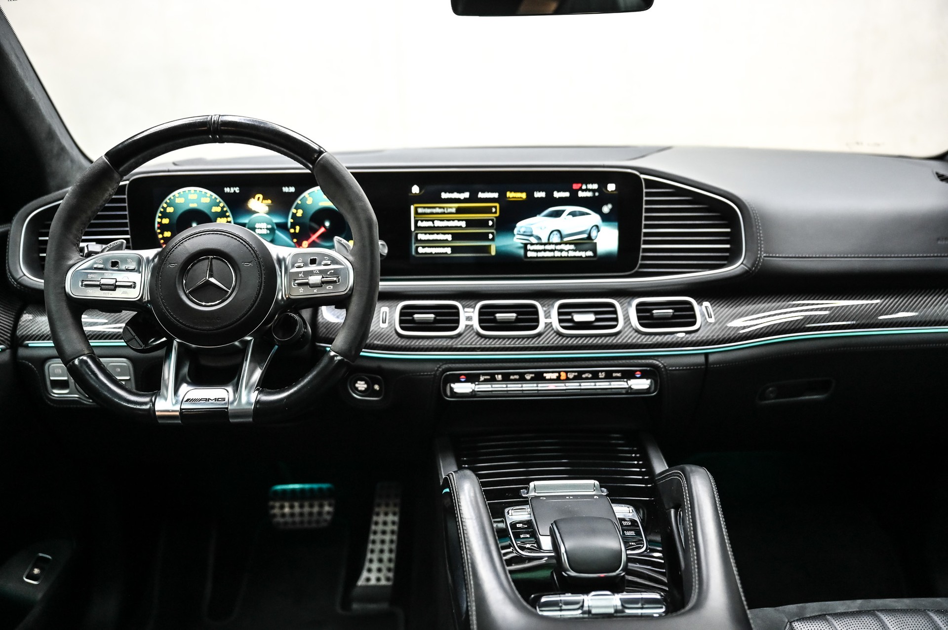 MERCEDES-BENZ GLE 63 S AMG 4matic+ Coupé-image-26