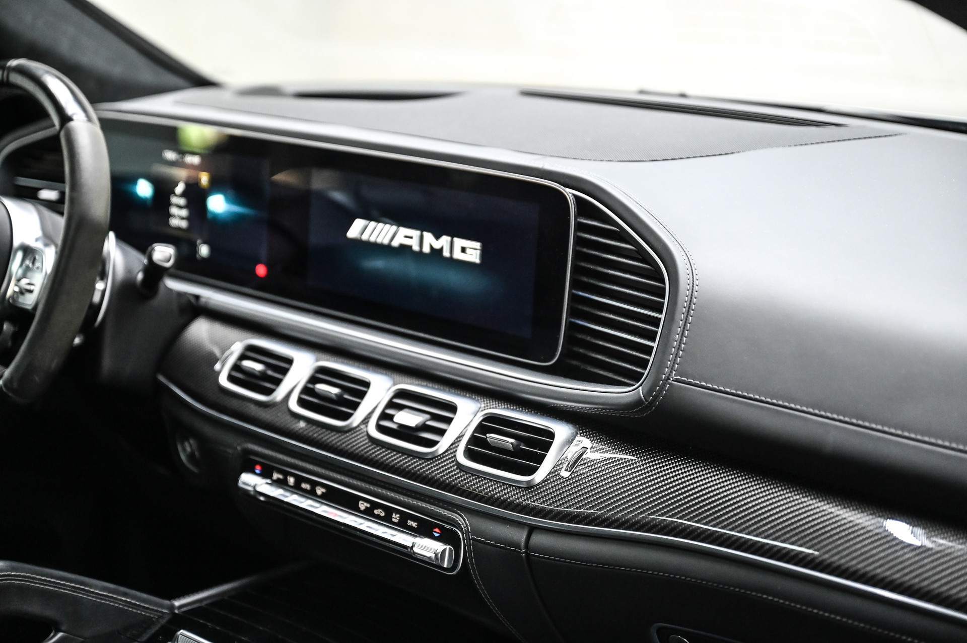 MERCEDES-BENZ GLE 63 S AMG 4matic+ Coupé-image-32