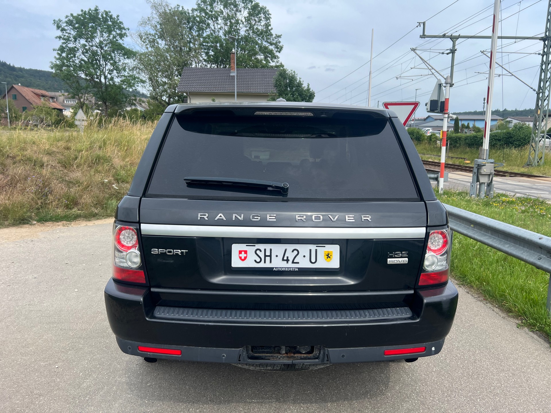 LAND ROVER Range Rover Sport 3.0 TDV6 SE Automatic-image-5