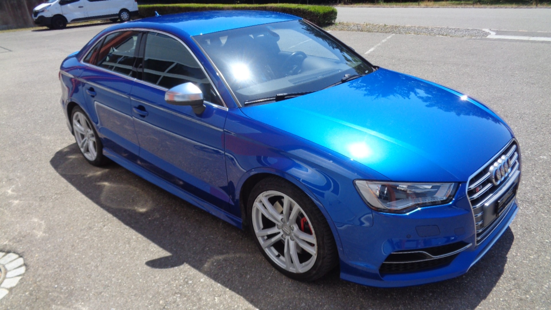 AUDI 2.0 T FSI quattro-image-4