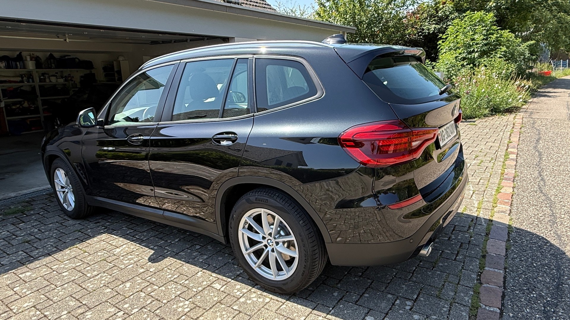 BMW 20d xDrive-image-1