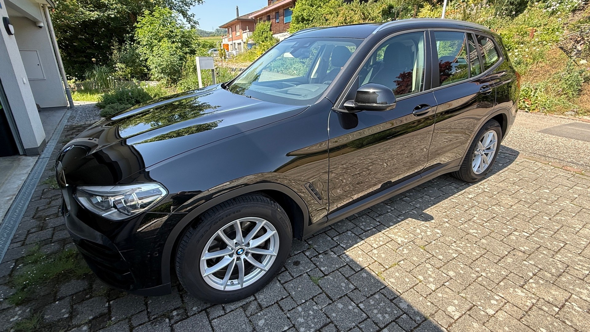 BMW 20d xDrive-image-0