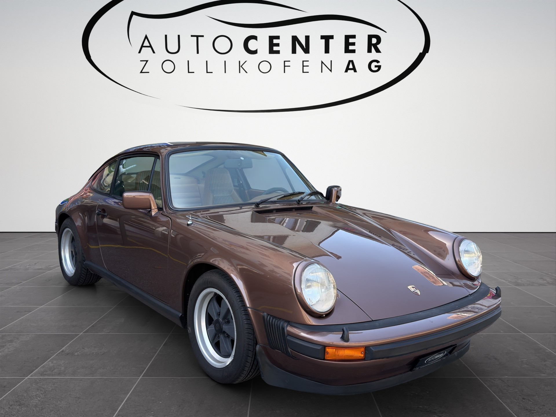 PORSCHE 911 Carrera 3.0-image-1