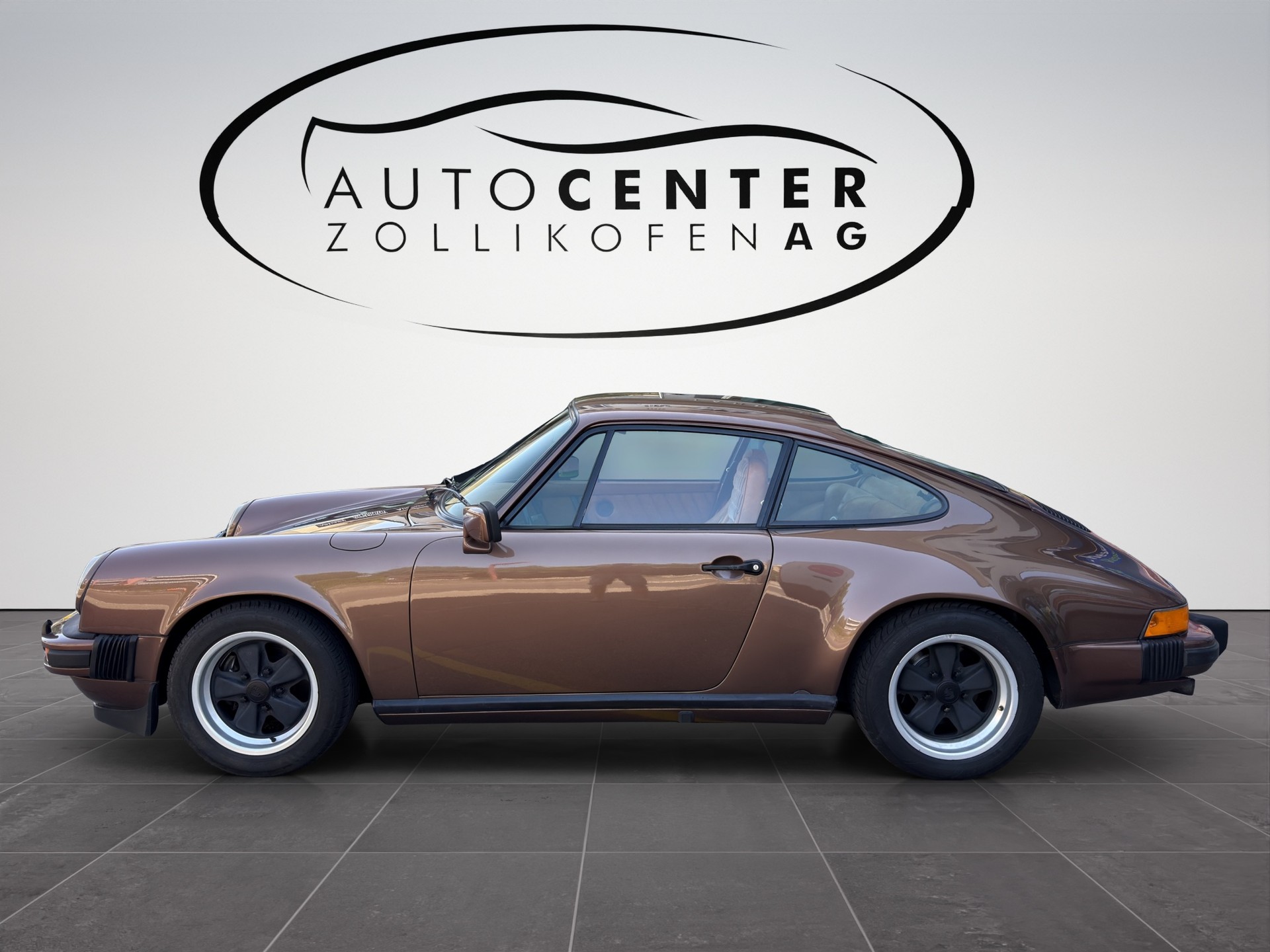 PORSCHE 911 Carrera 3.0-image-3