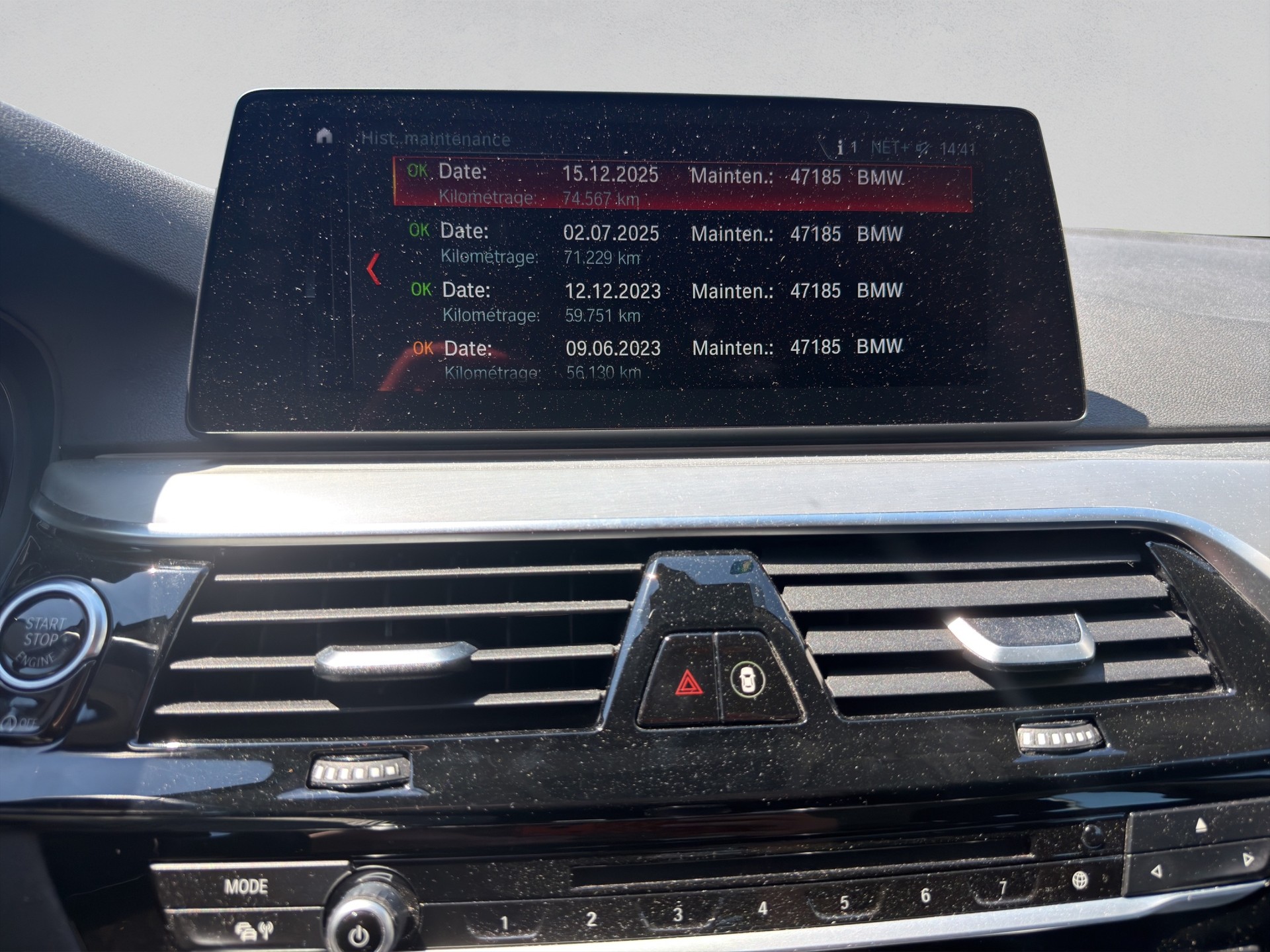 BMW 530d xDrive Touring Sport Line Steptronic-image-23