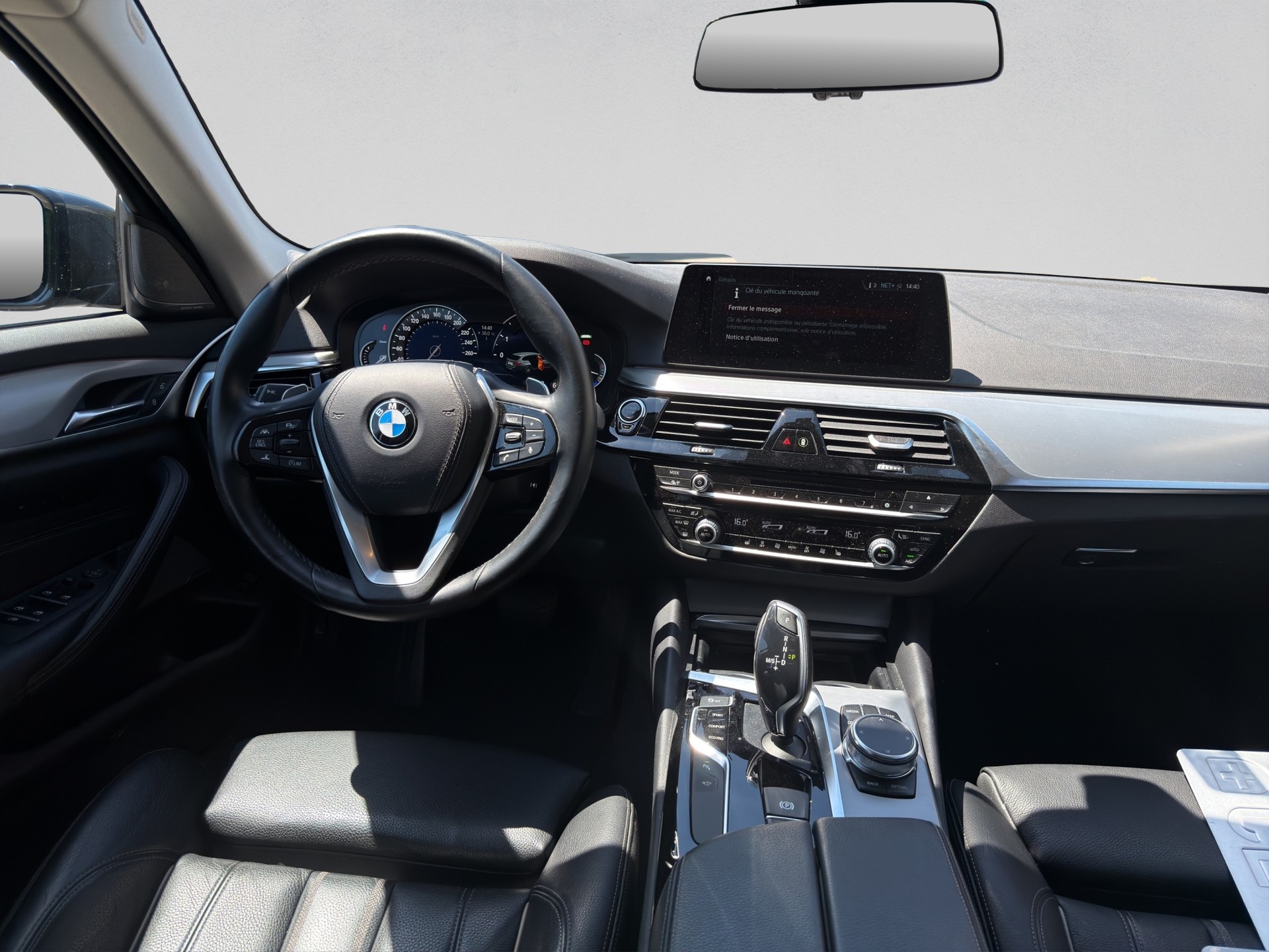 BMW 530d xDrive Touring Sport Line Steptronic-image-16