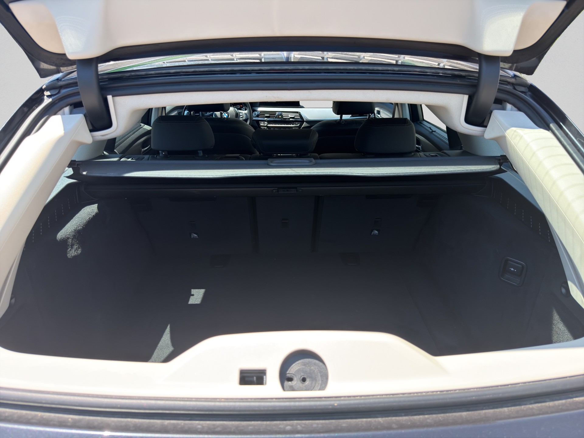 BMW 530d xDrive Touring Sport Line Steptronic-image-11