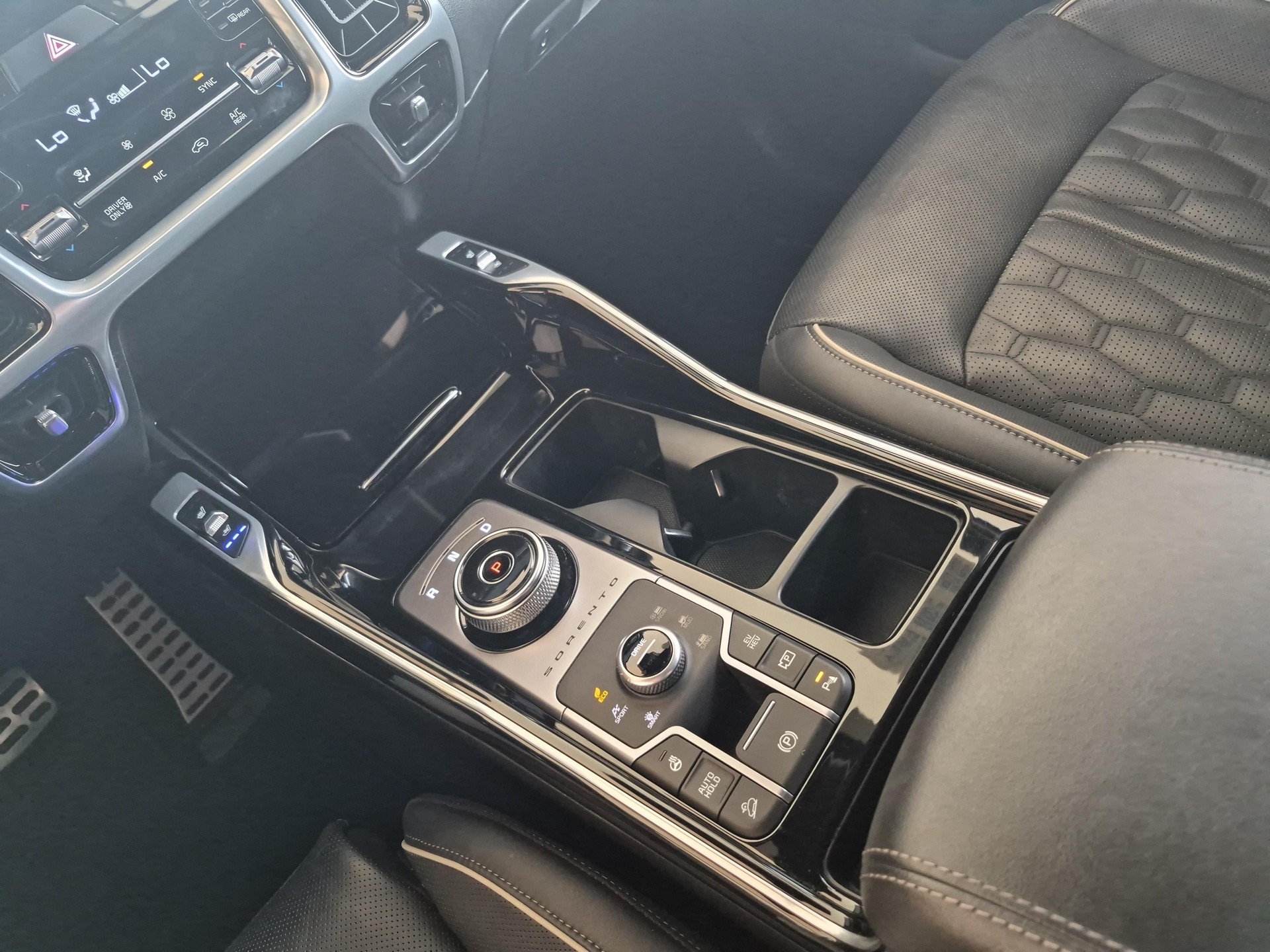KIA Sorento 1.6 T-GDi Plug-in Hybrid Style 7P / ab 3,99% Leasing bei Abschluss einer Protect Autoversicherung-image-16