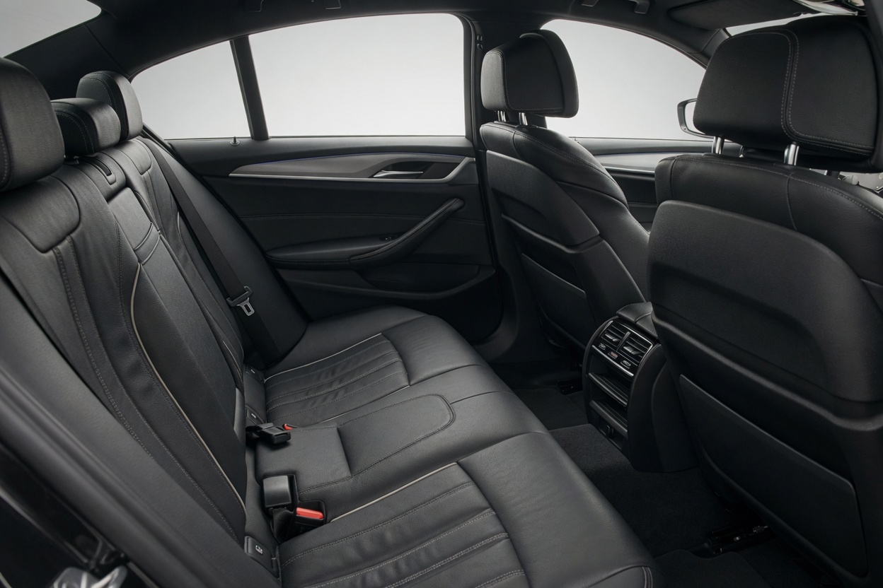 BMW 530d xDrive Steptronic M-Sport-image-11