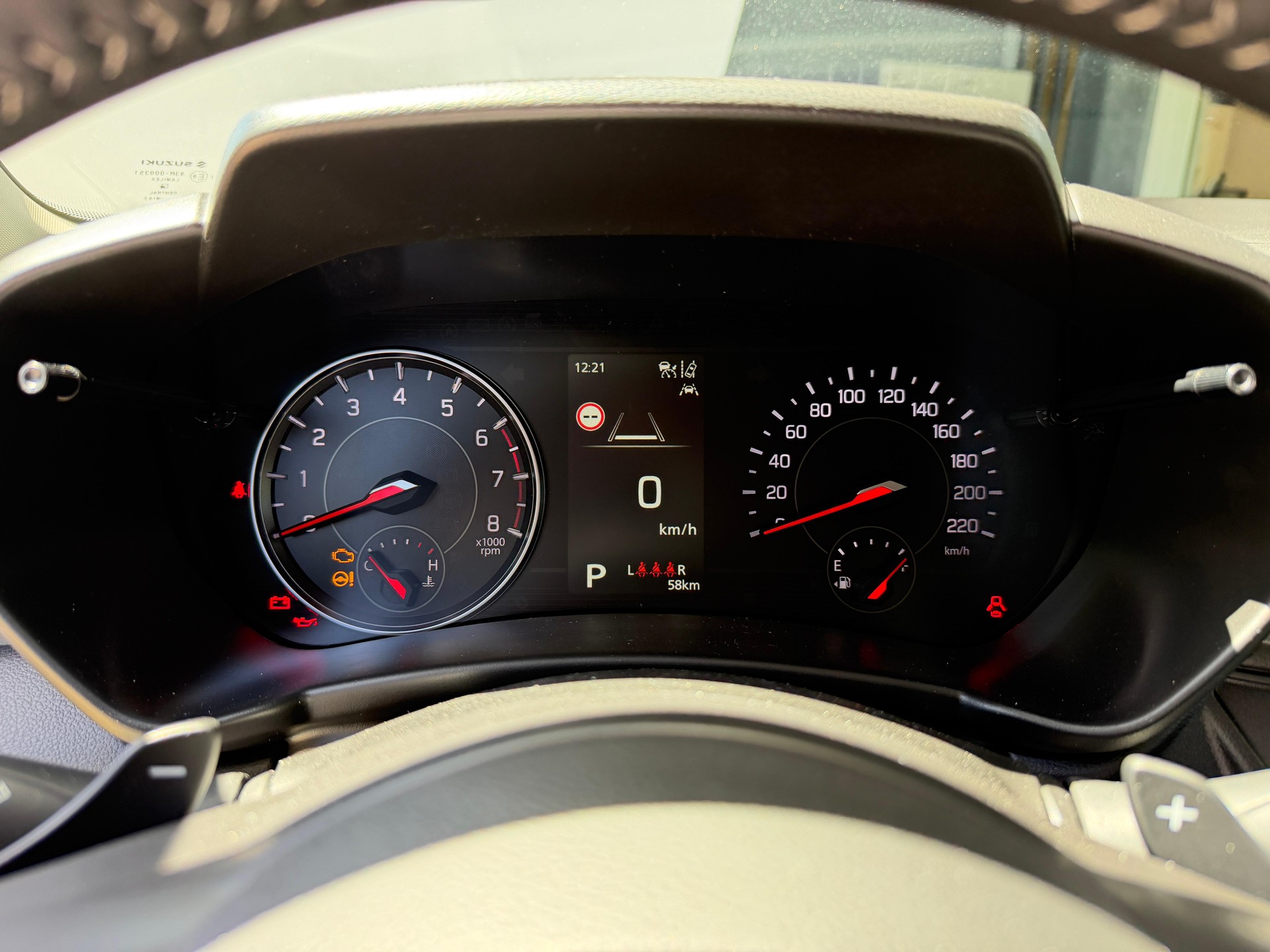 SUZUKI Swift 1.2 Sakura Top Hybrid-image-11
