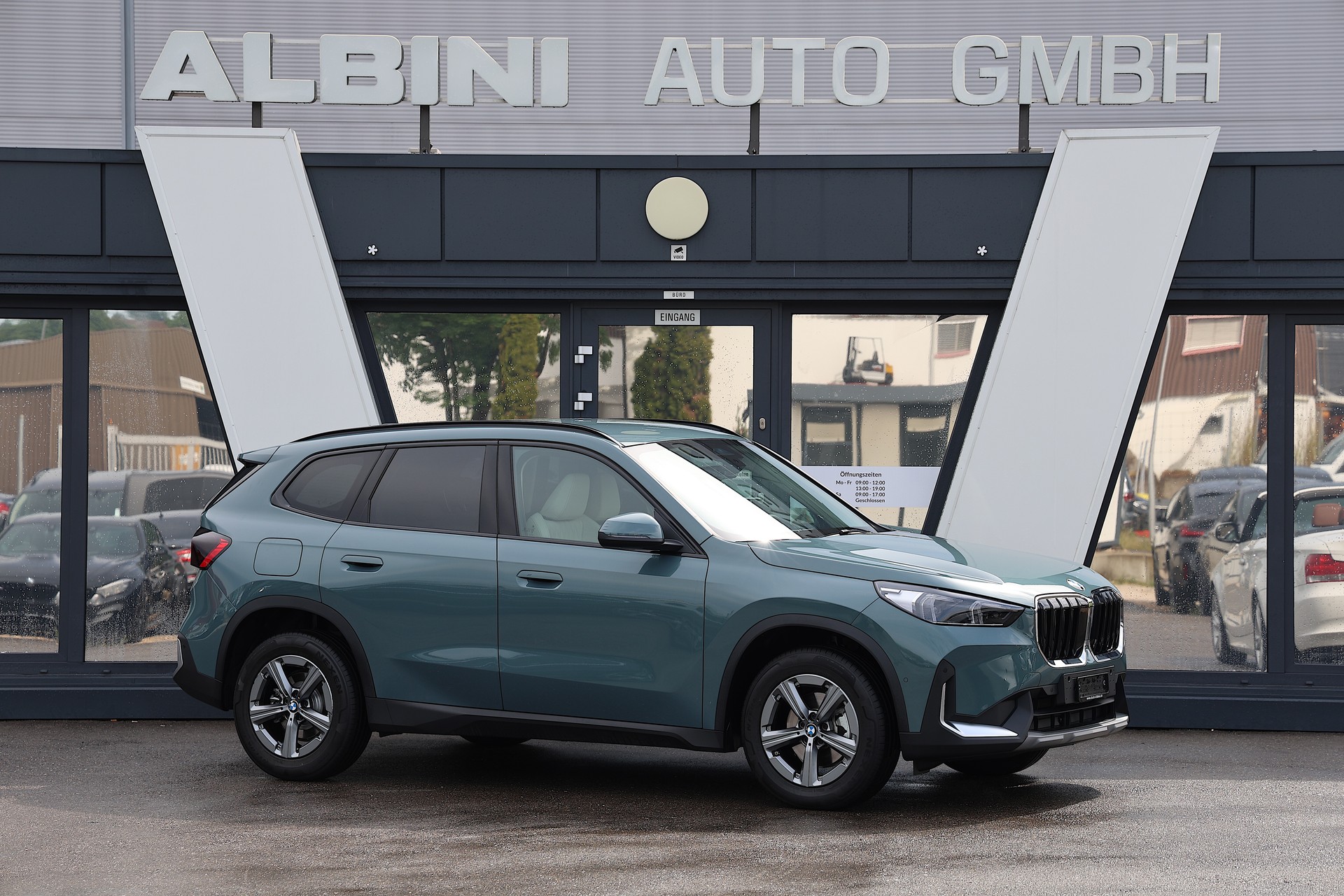 BMW X1 xDrive 20d 48V *CH-Fahrzeug* *Gratis-Service*-showroom-element-1