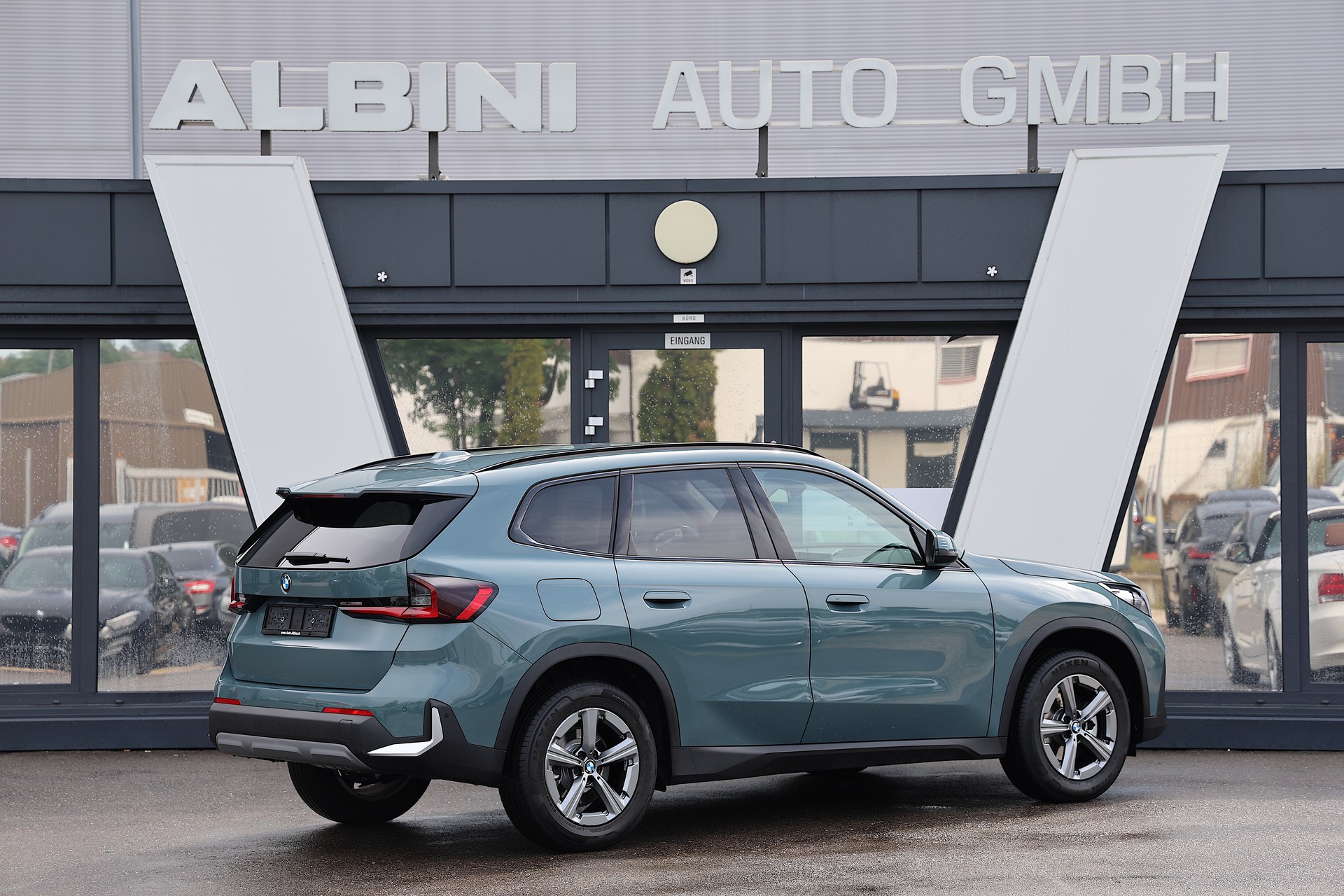 BMW X1 xDrive 20d 48V *CH-Fahrzeug* *Gratis-Service*-showroom-element-3