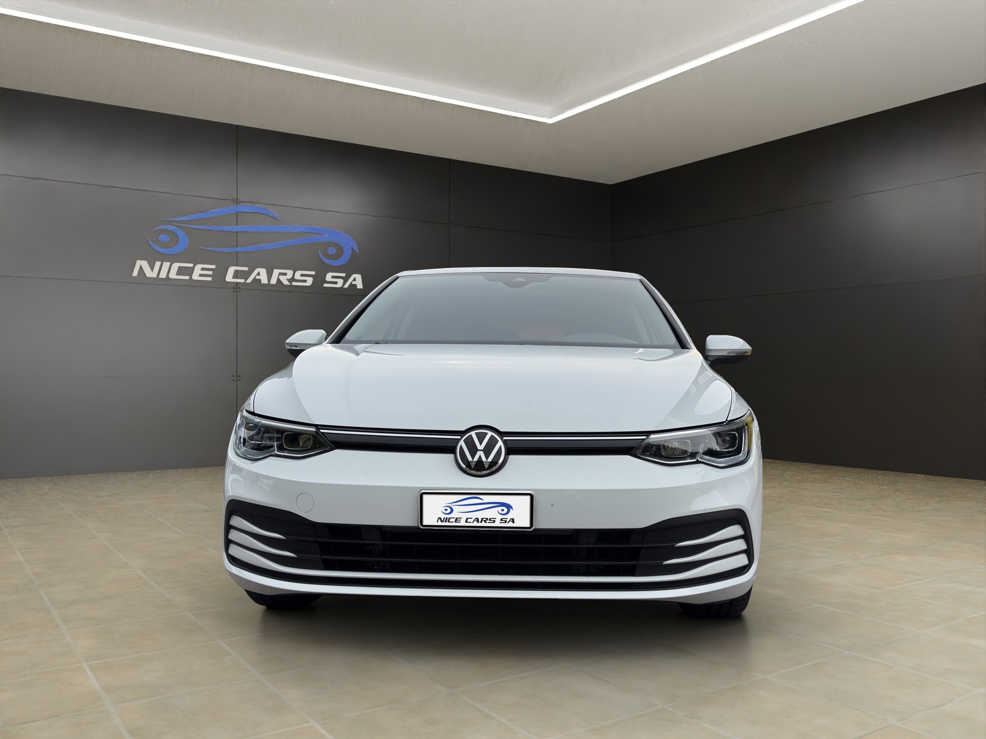 VW Golf 1.0 TSI Life-image-2