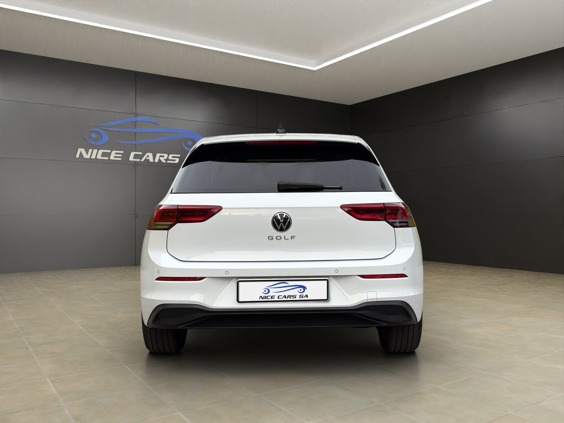 VW Golf 1.0 TSI Life-image-3