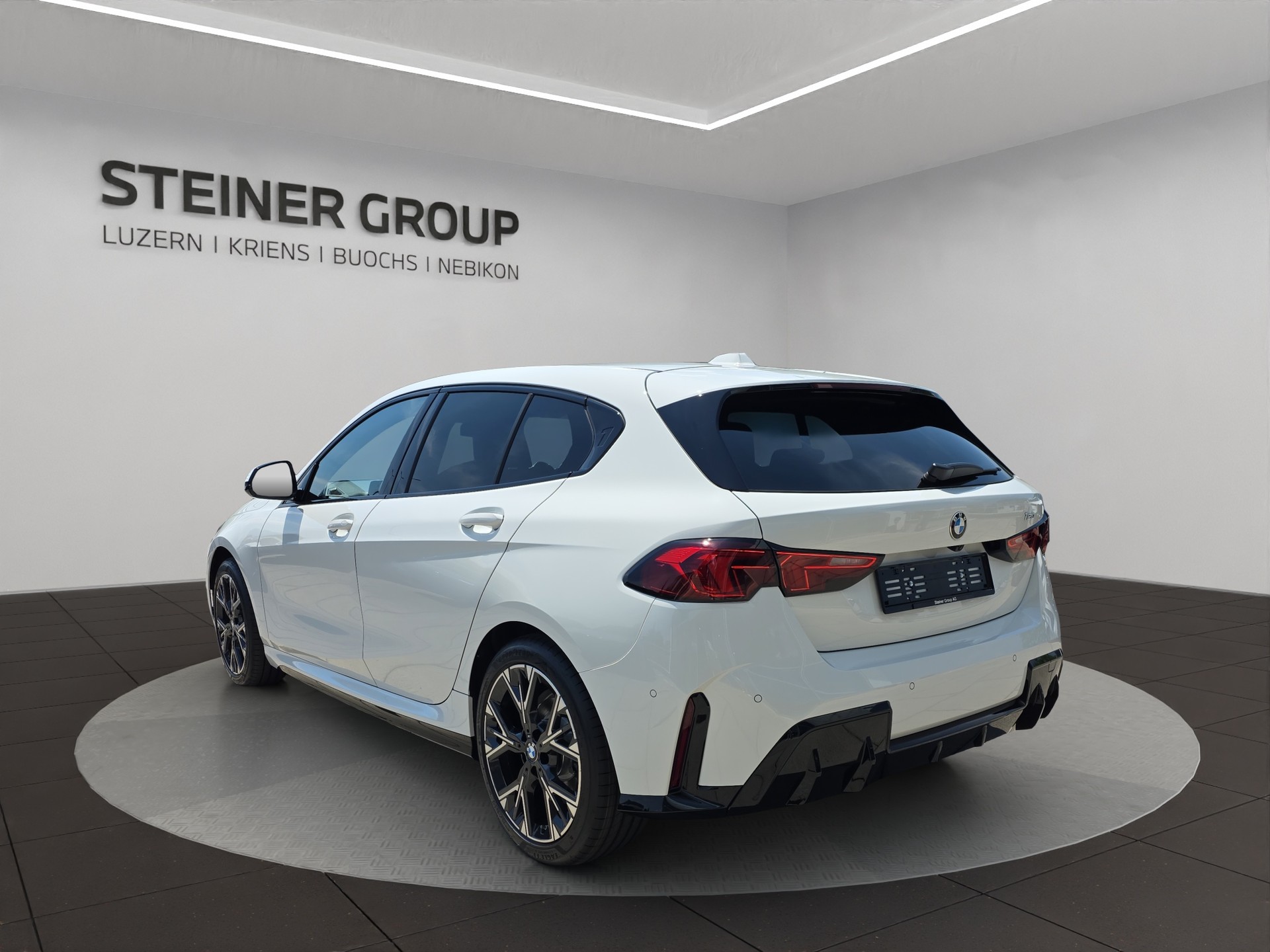 BMW 120 M Sport Pro Steptronic-image-5